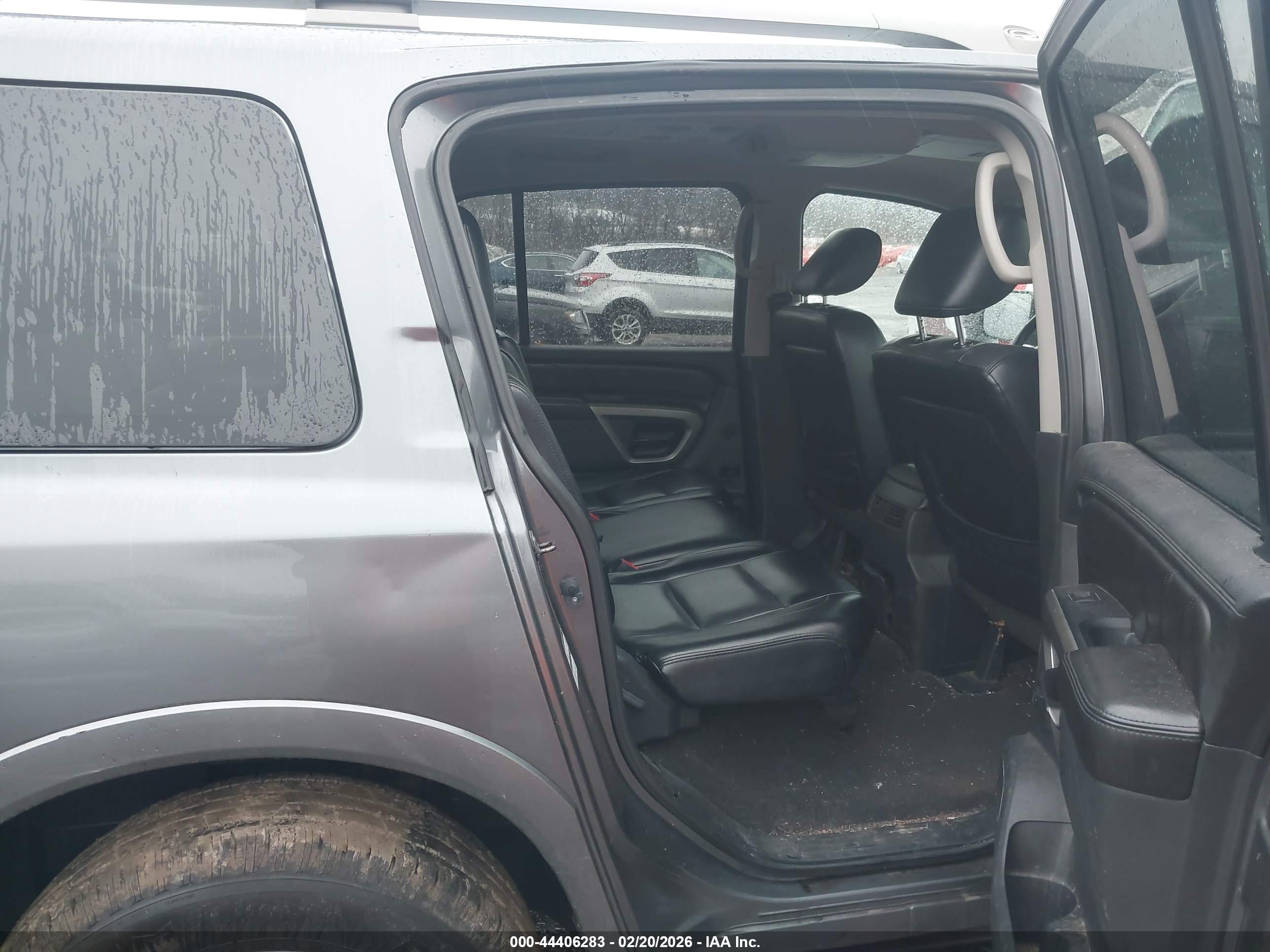 NISSAN ARMADA image 8