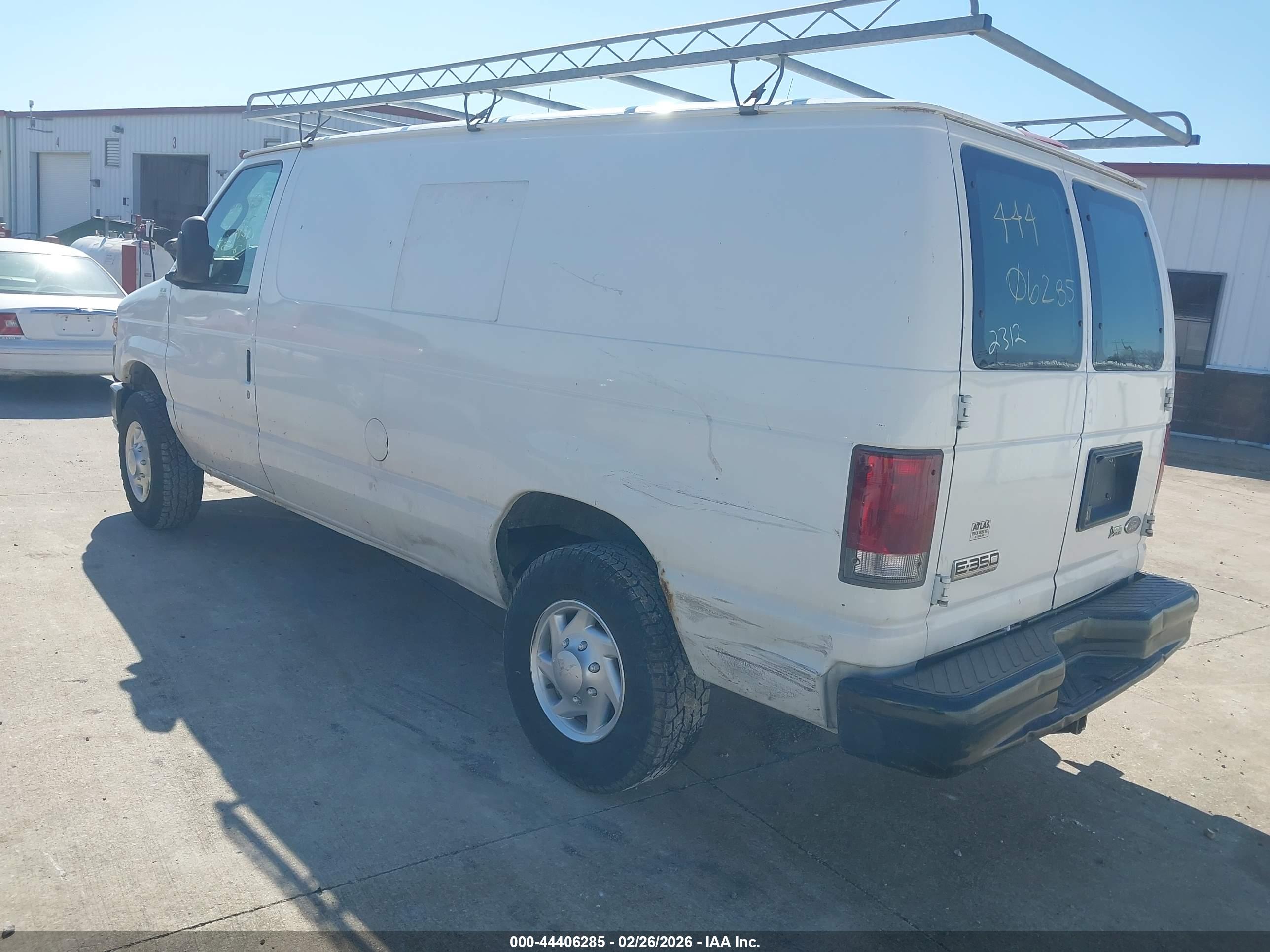 FORD E-350 image 3