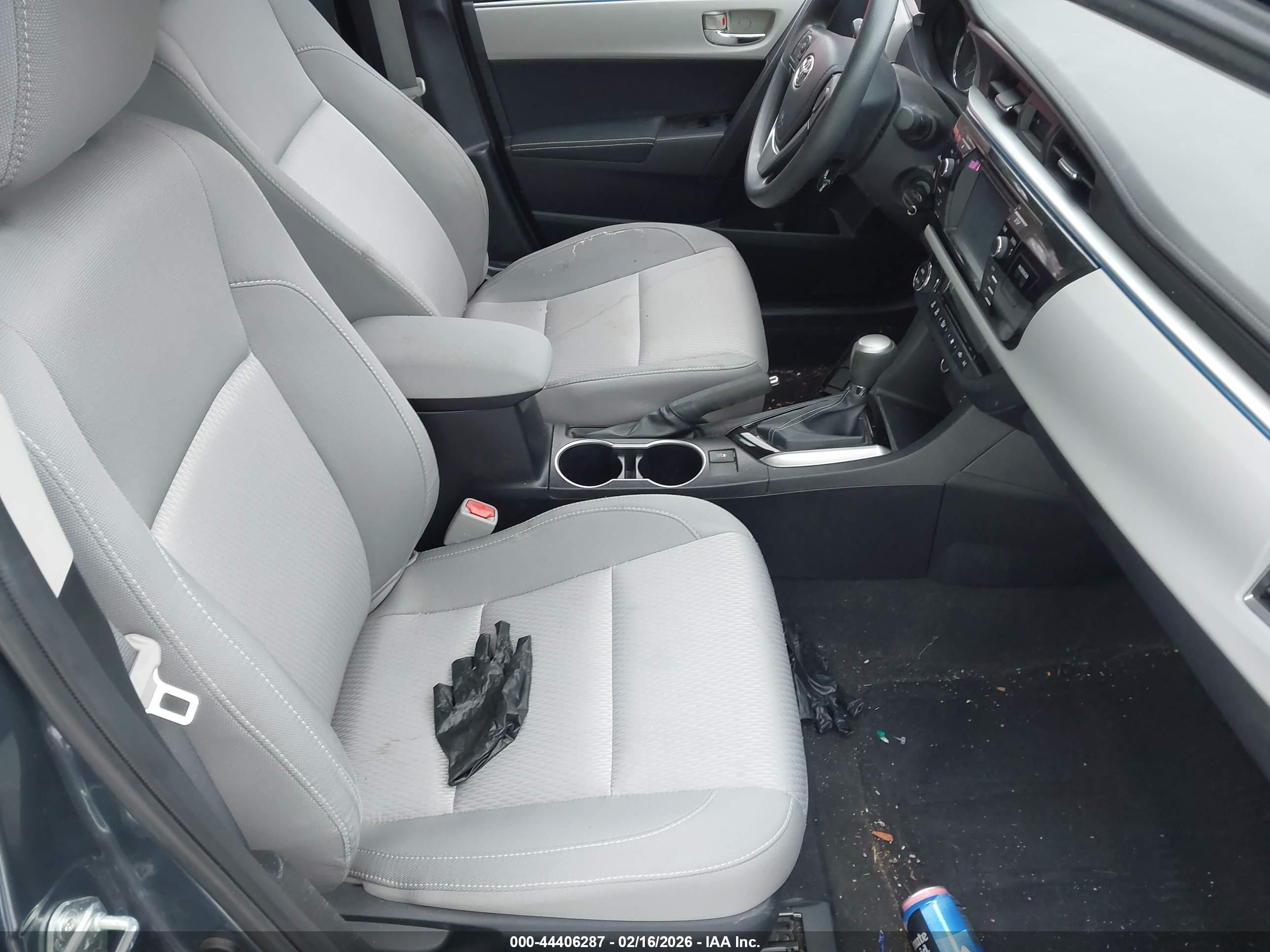 TOYOTA COROLLA image 5