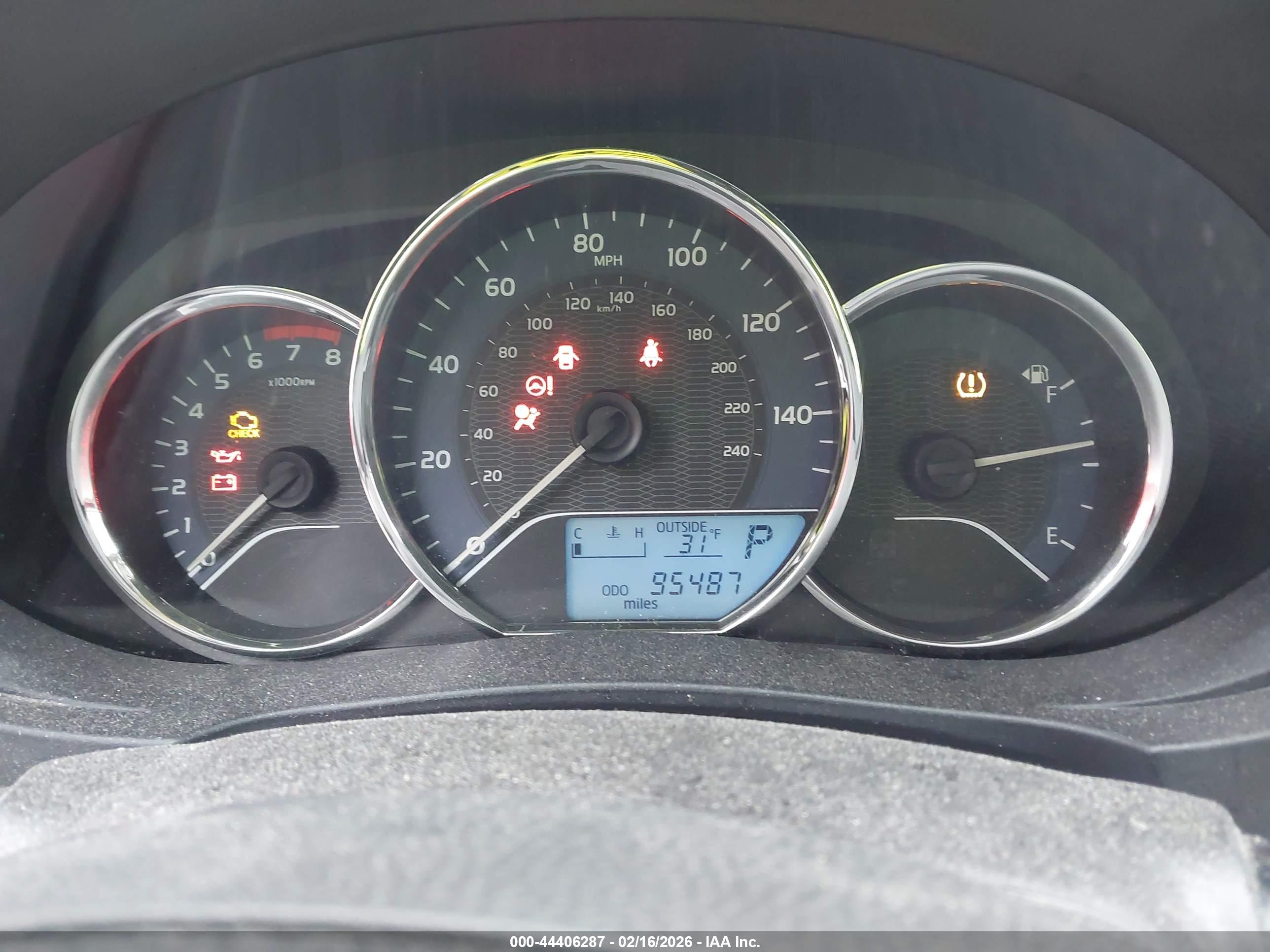 TOYOTA COROLLA image 7