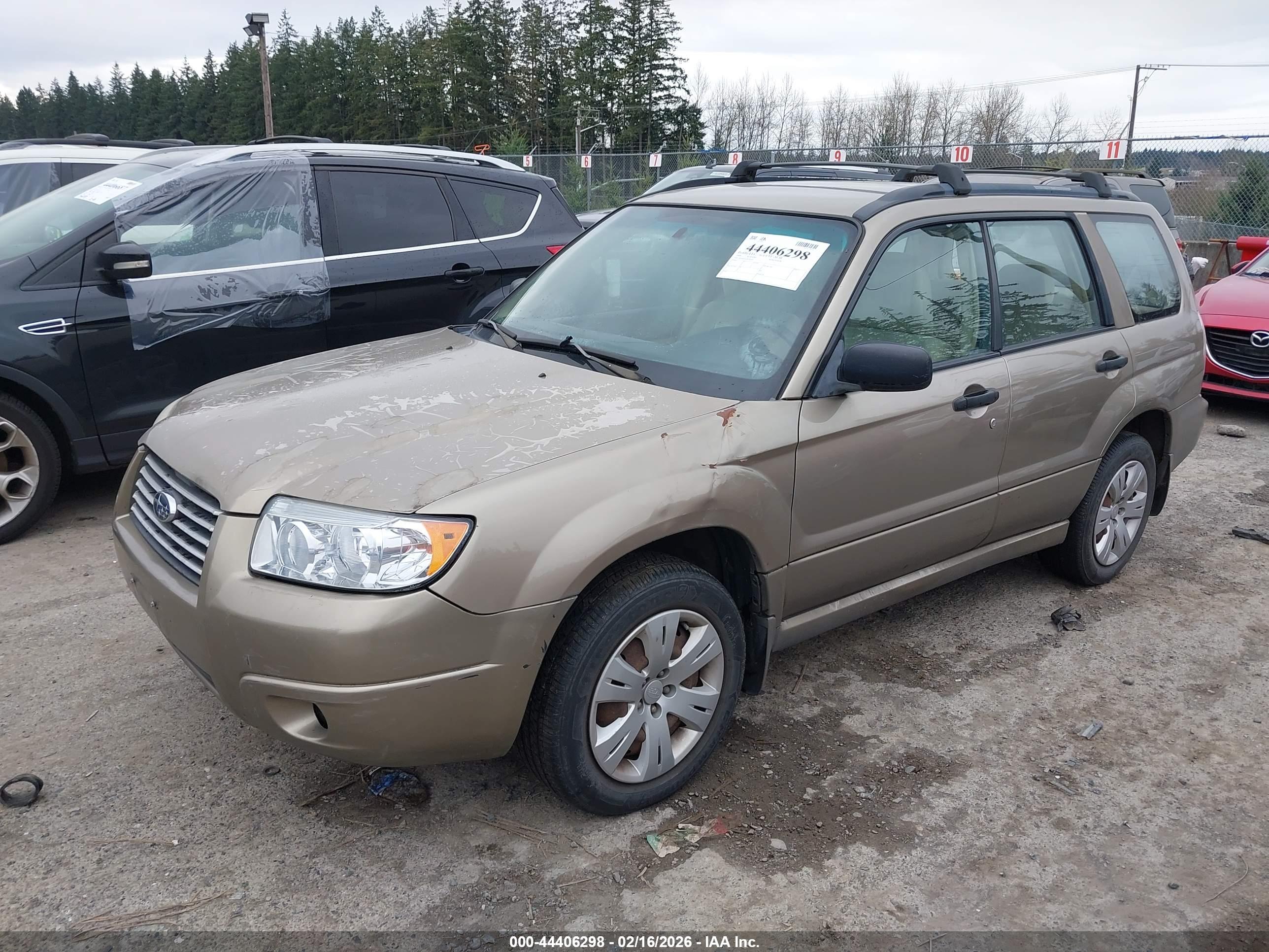 SUBARU FORESTER image 2