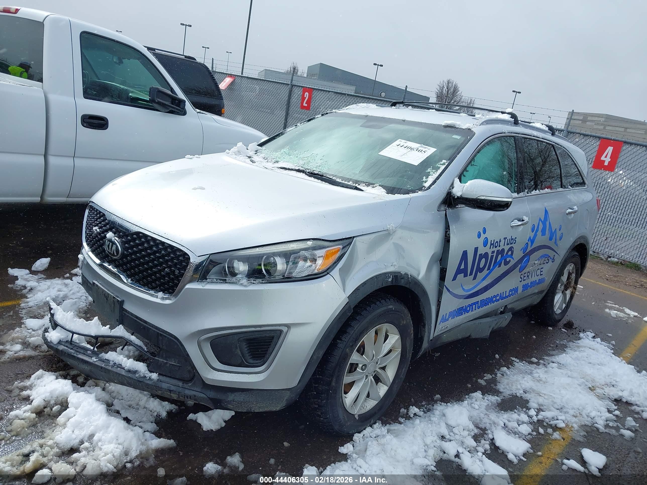 KIA SORENTO image 2
