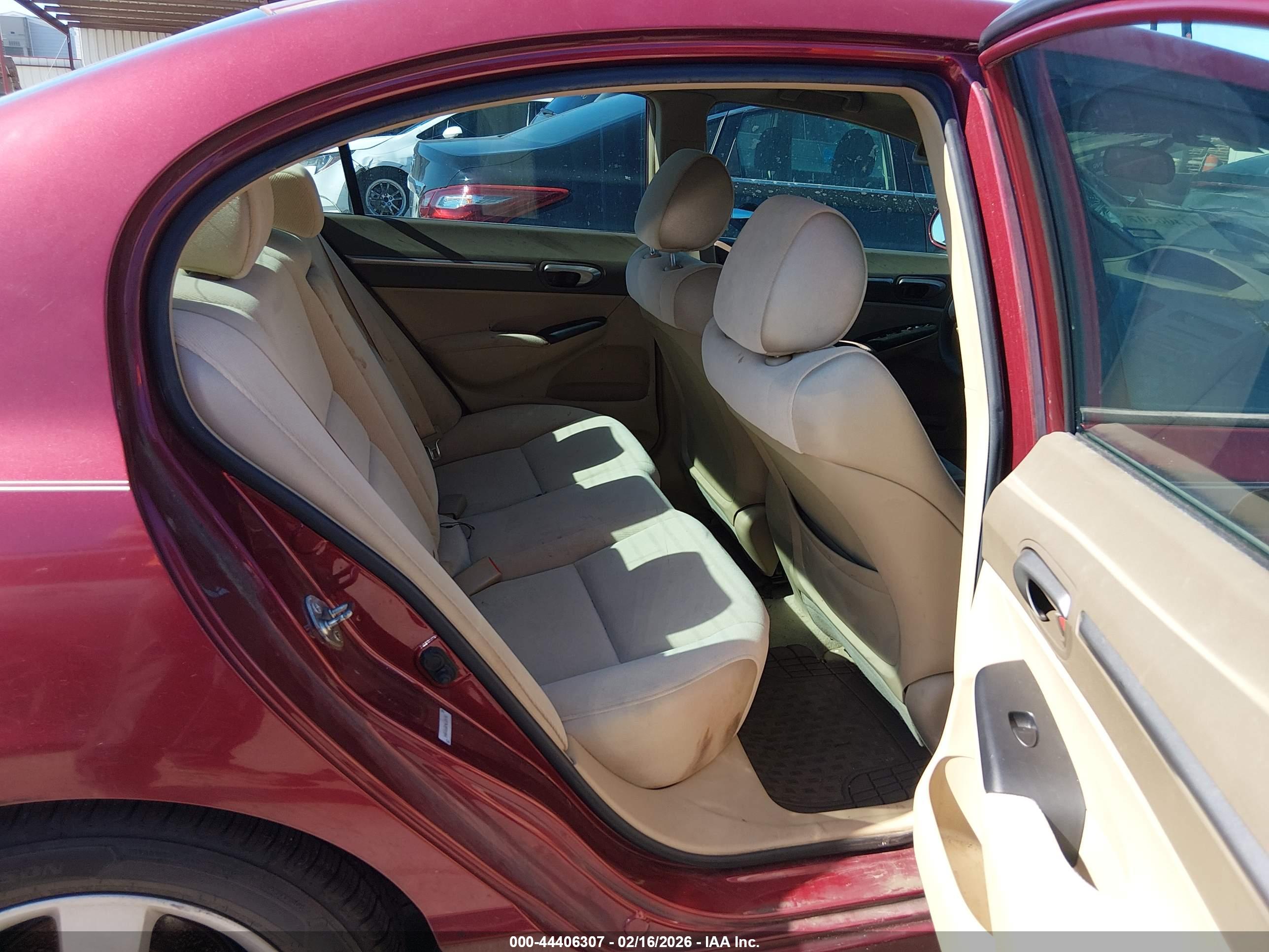 HONDA CIVIC image 8