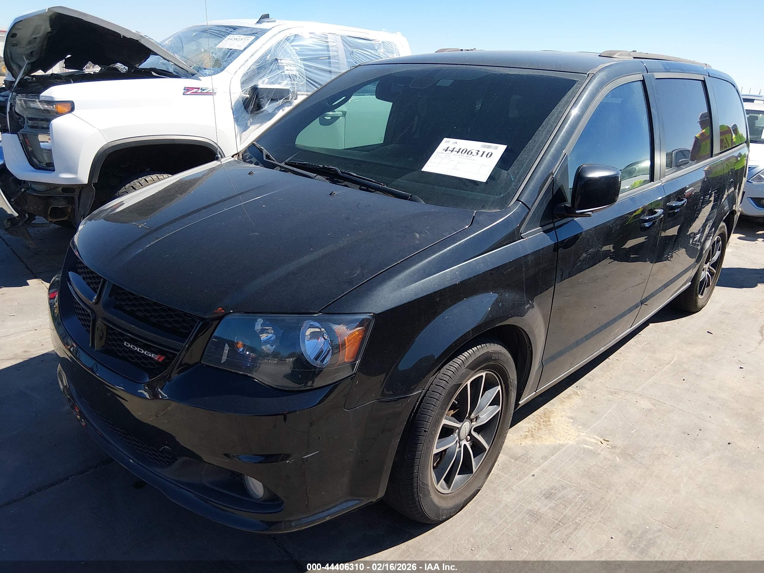 DODGE GRAND image 2
