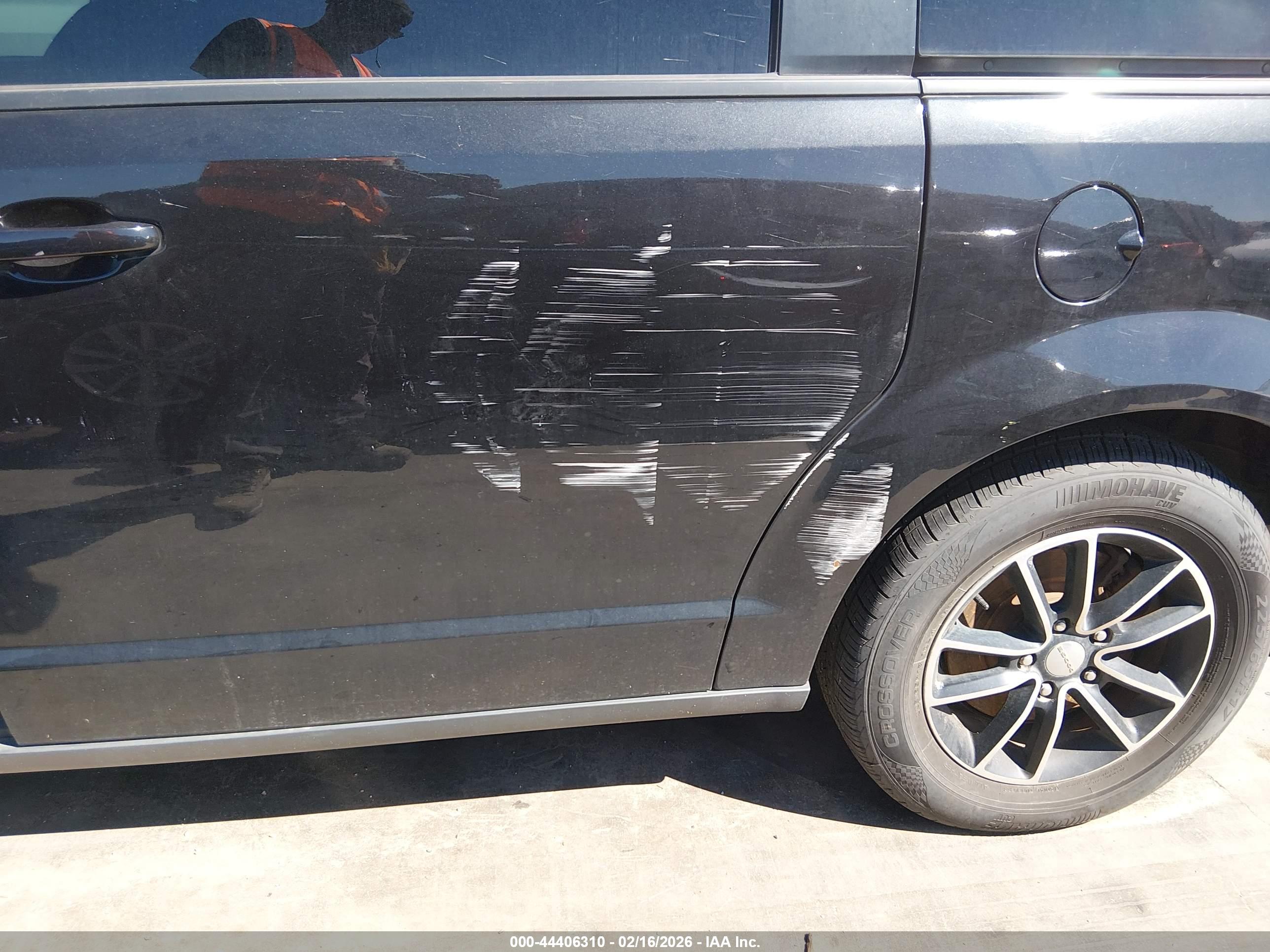 DODGE GRAND image 6
