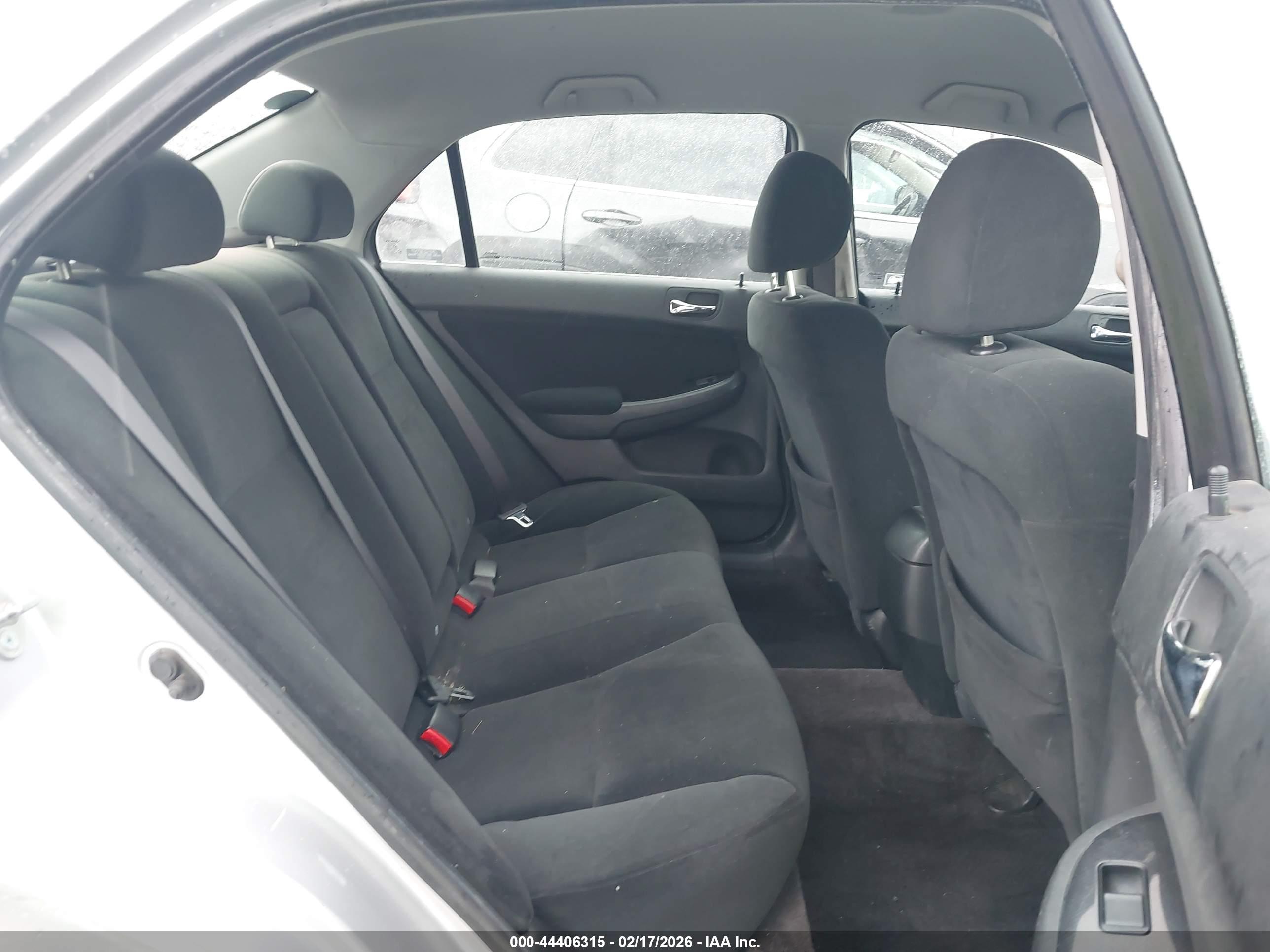 HONDA ACCORD image 8