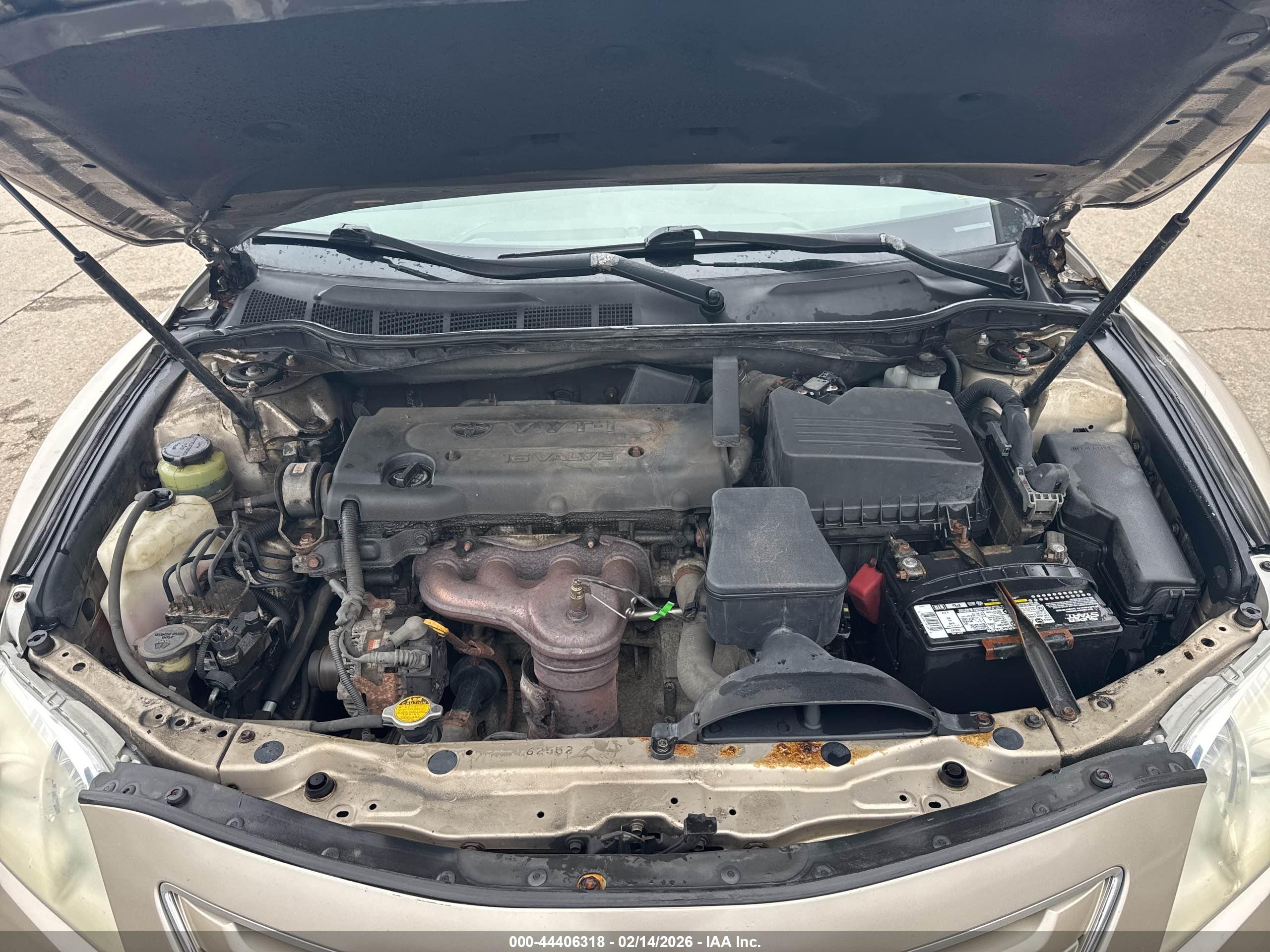 TOYOTA CAMRY image 10