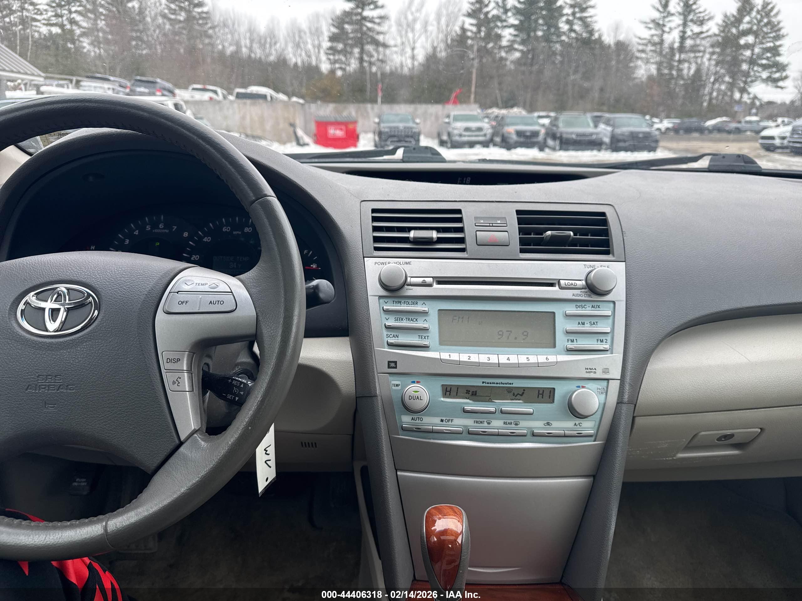 TOYOTA CAMRY image 6