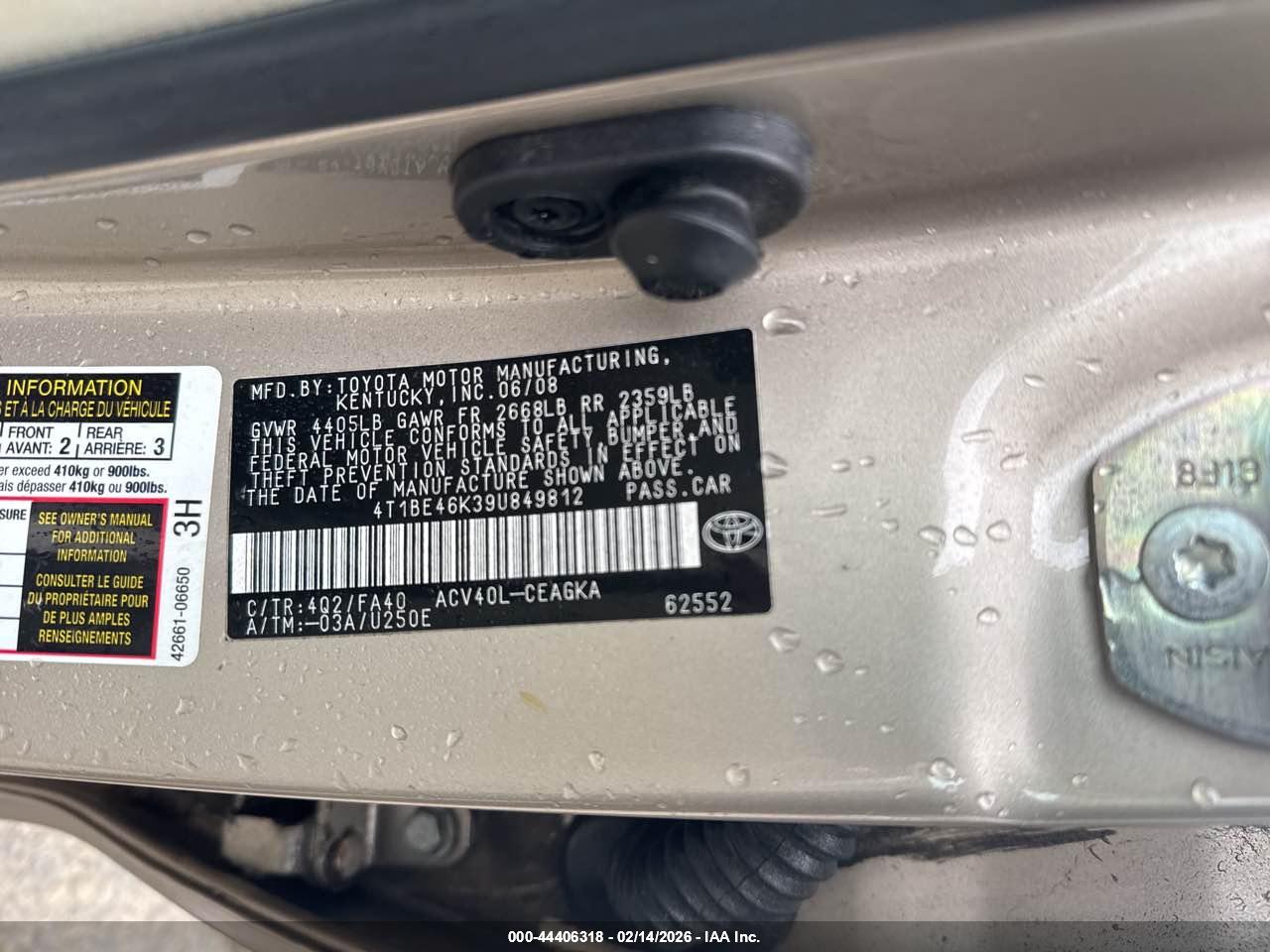 TOYOTA CAMRY image 9