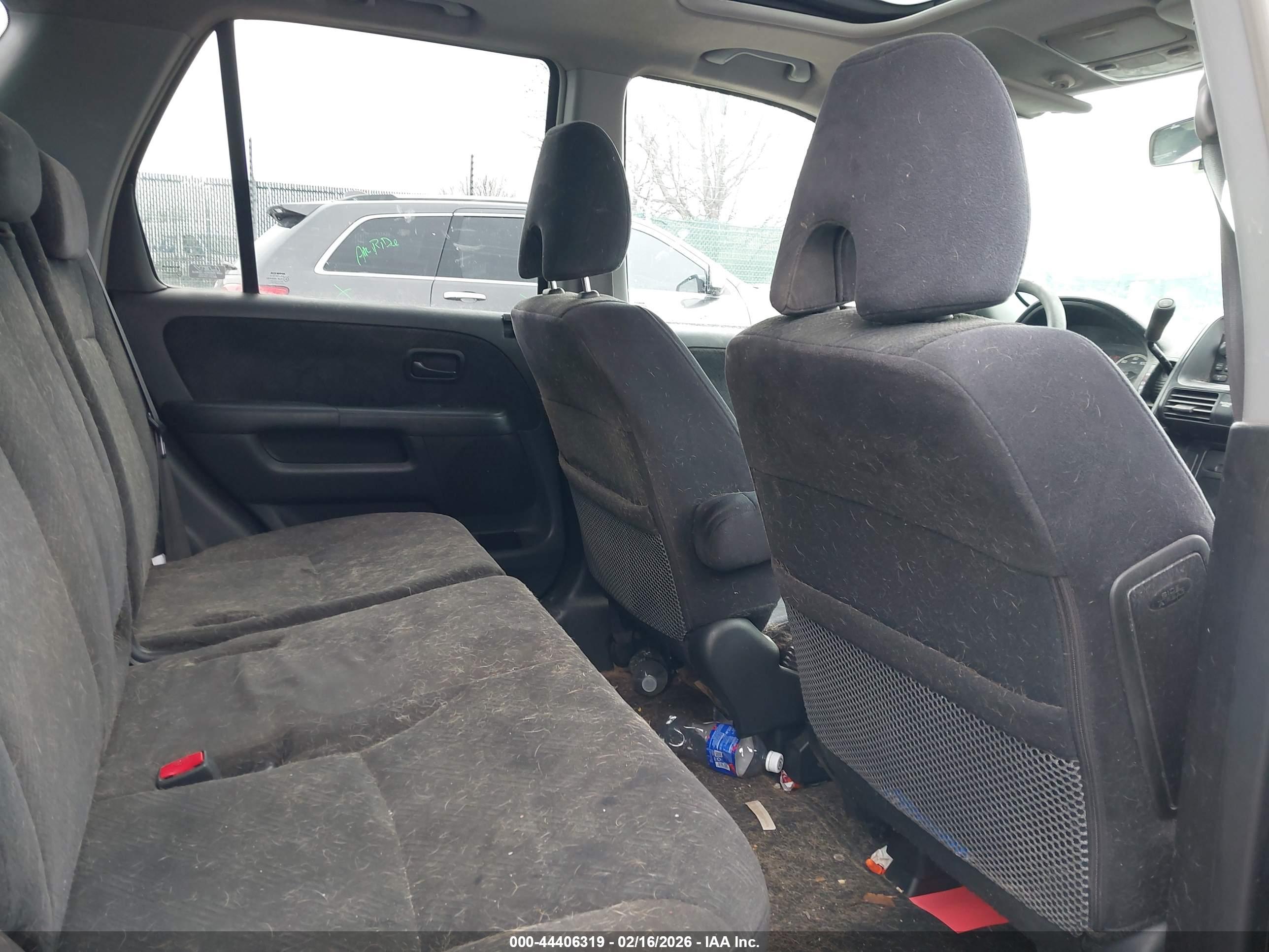 HONDA CR-V image 8