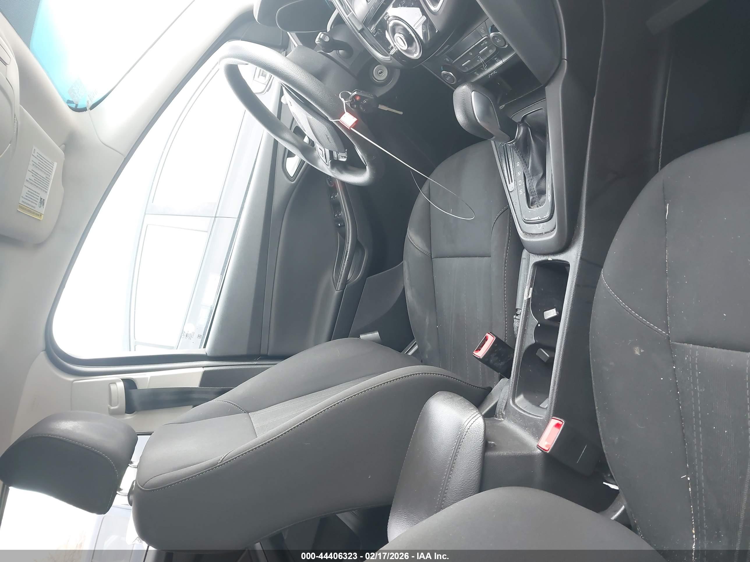 FORD FOCUS image 5