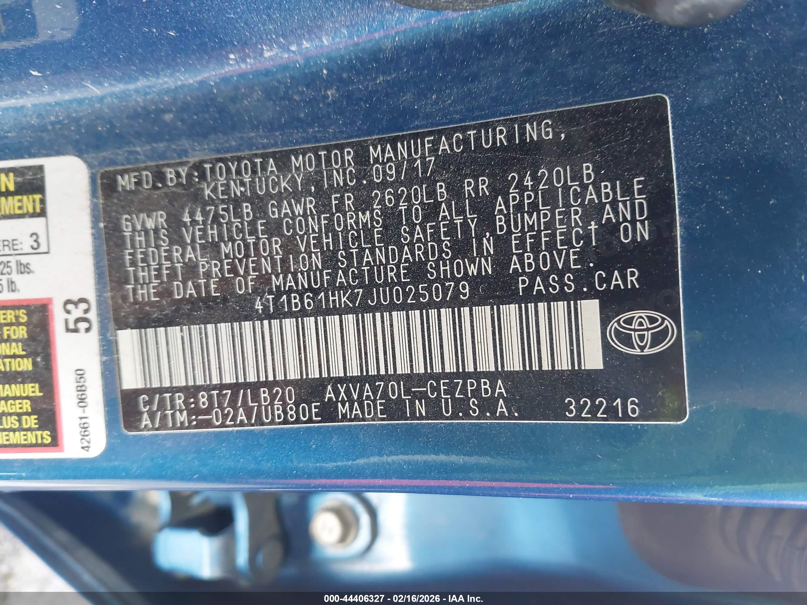 TOYOTA CAMRY image 9