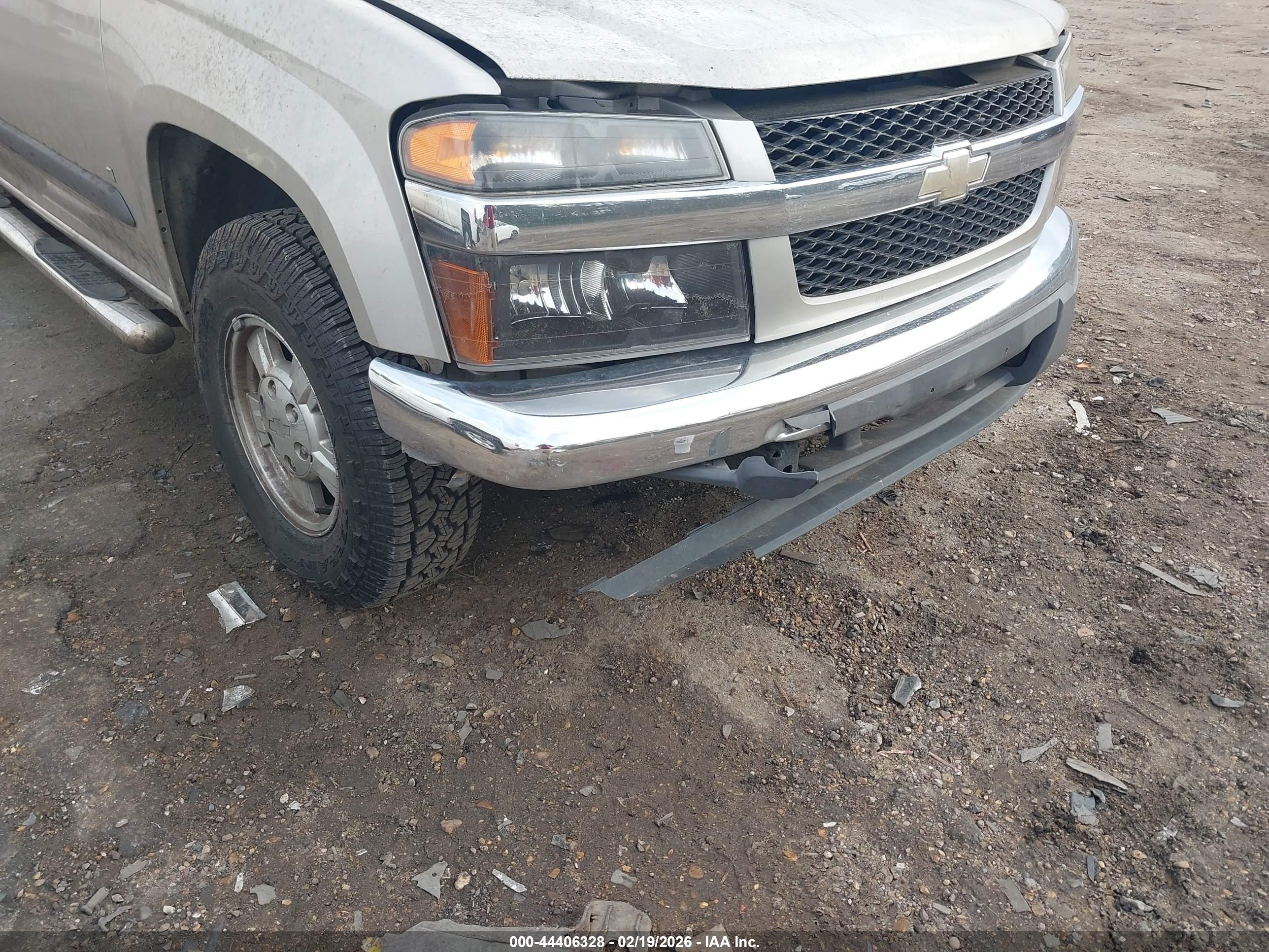 CHEVROLET COLORADO image 6