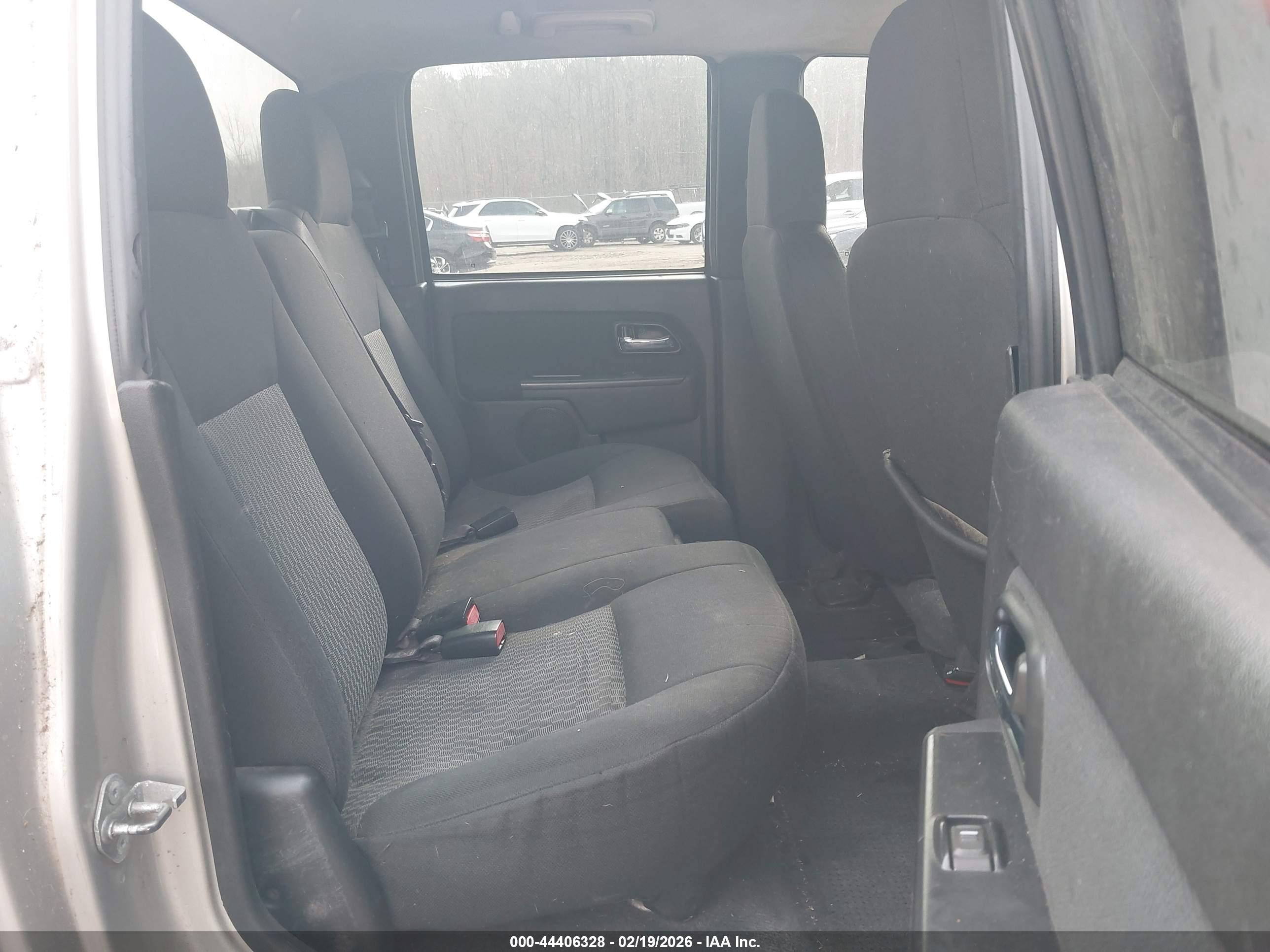 CHEVROLET COLORADO image 8