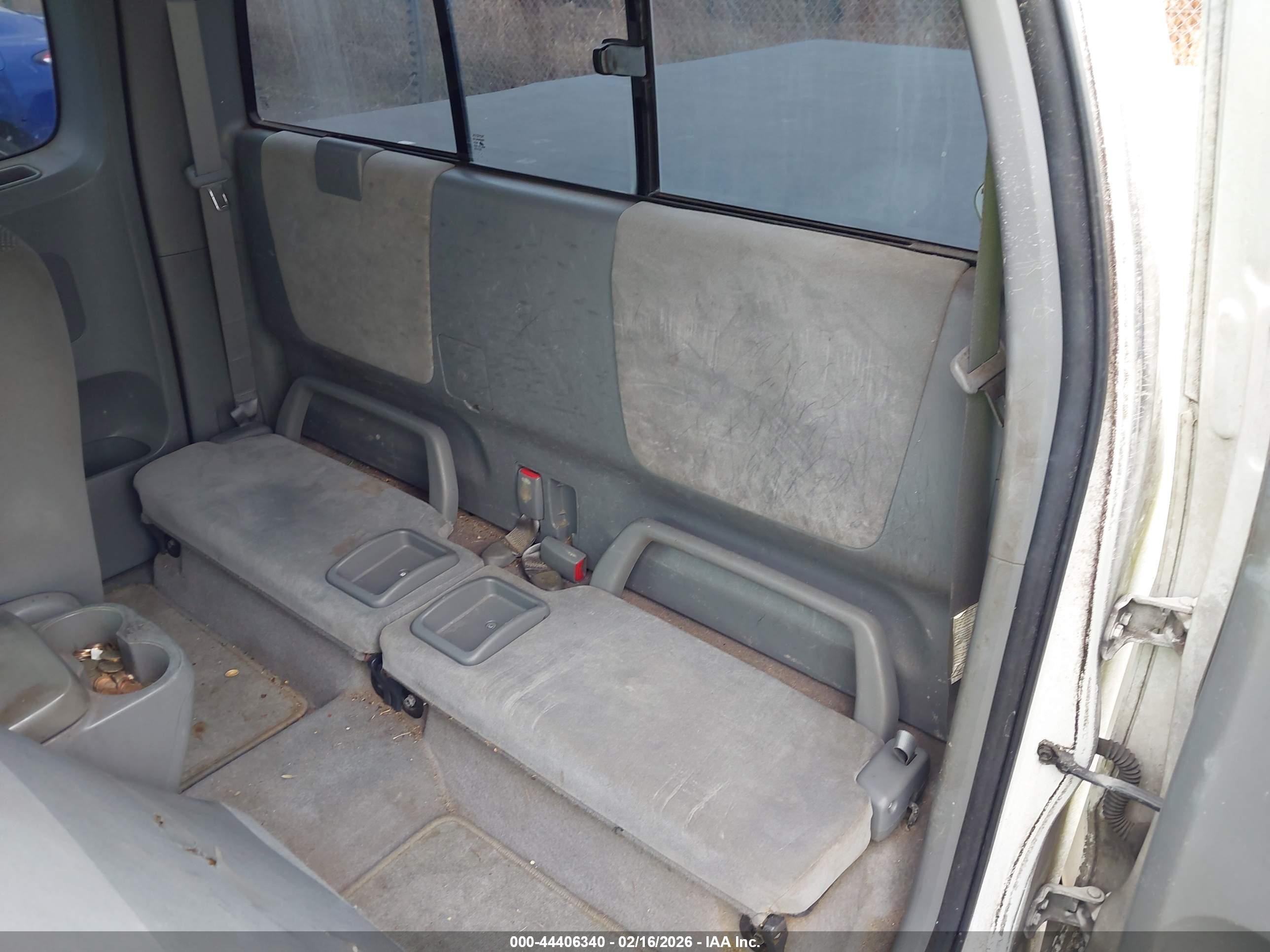 TOYOTA TACOMA image 8