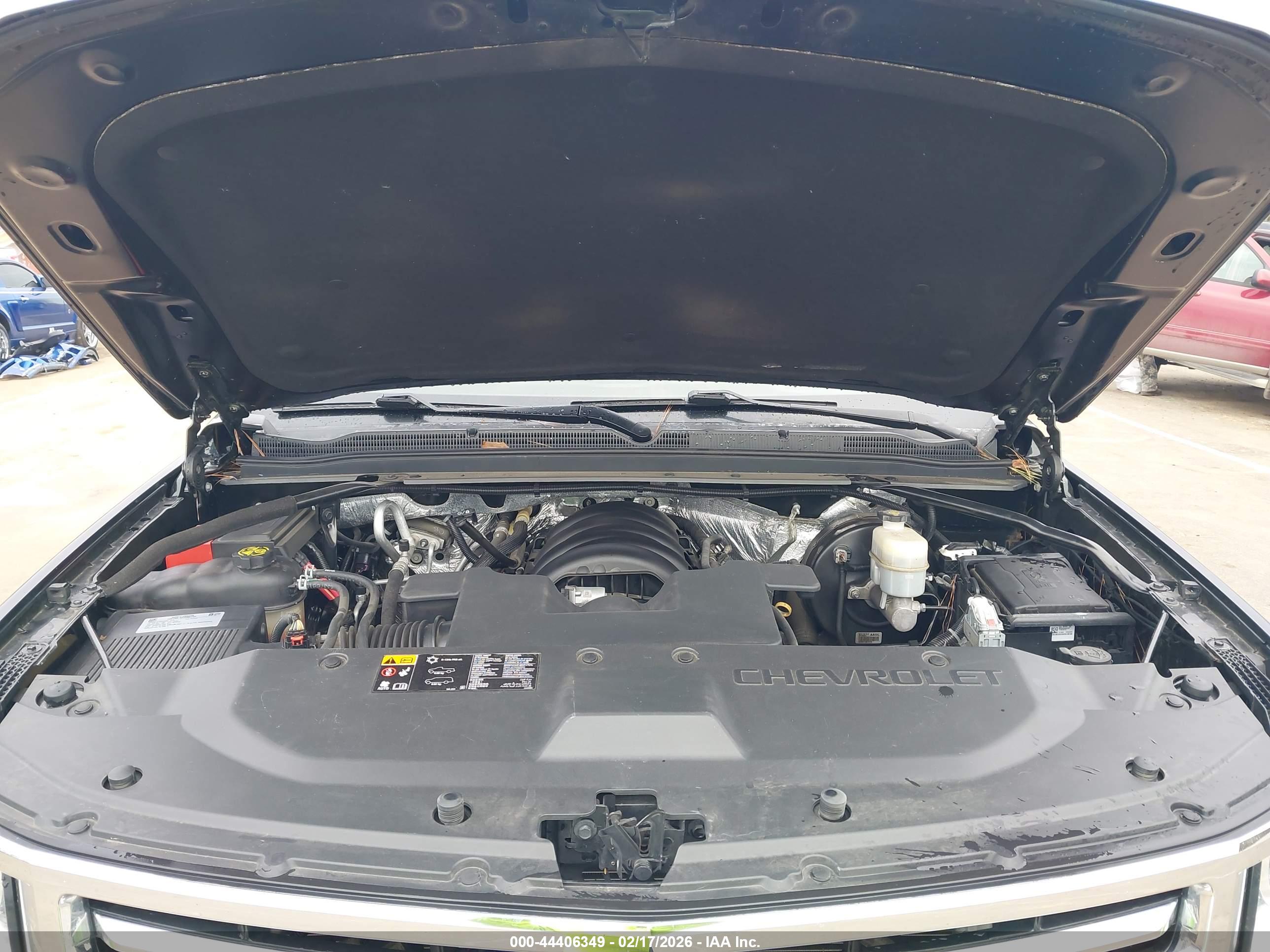 CHEVROLET TAHOE image 10