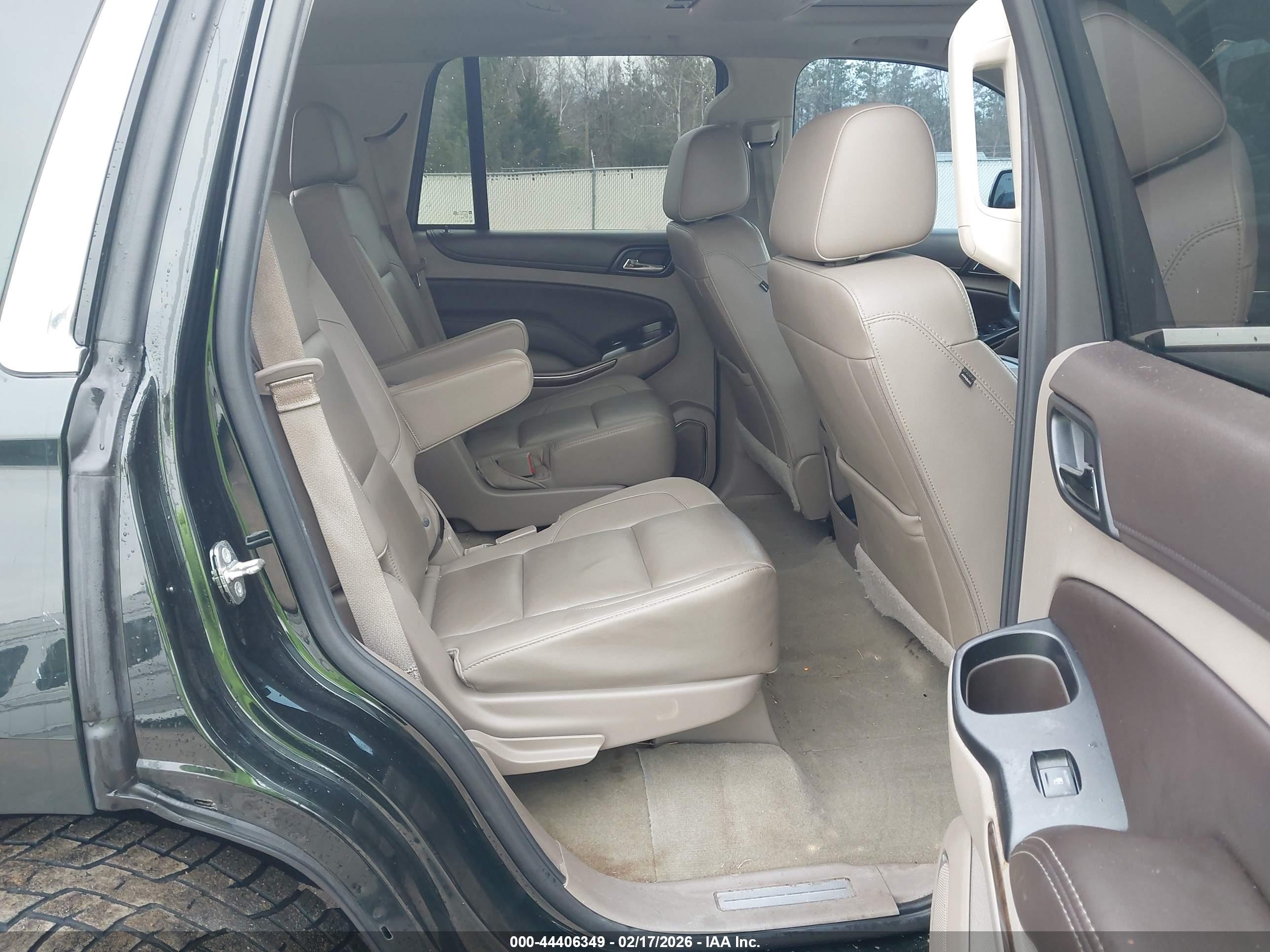 CHEVROLET TAHOE image 8