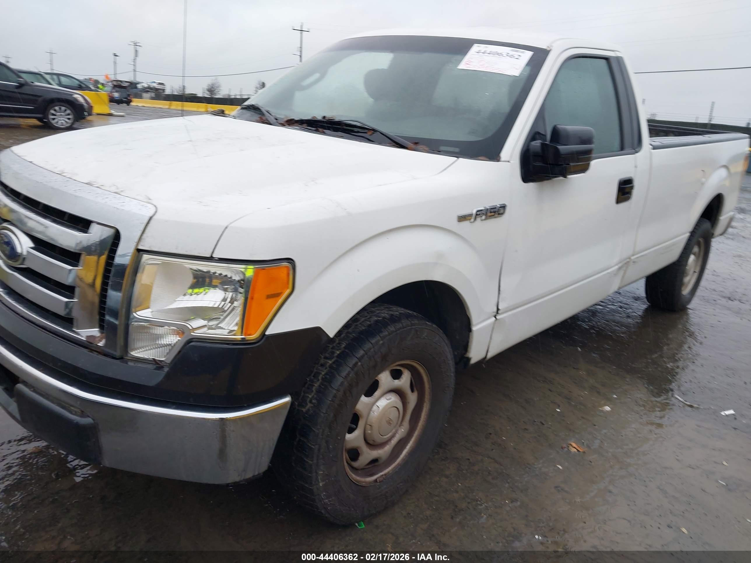 FORD F-150 image 2