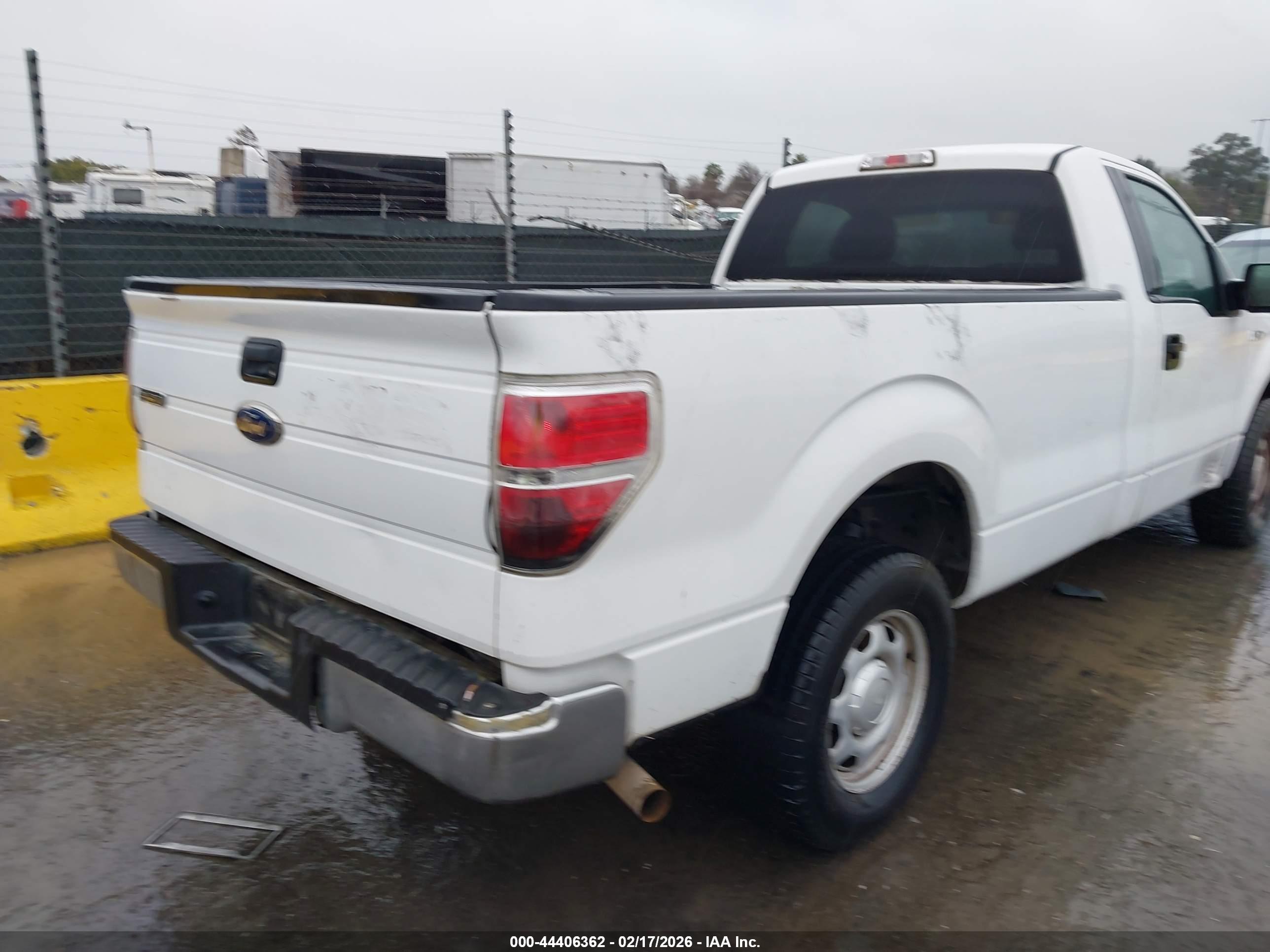 FORD F-150 image 4