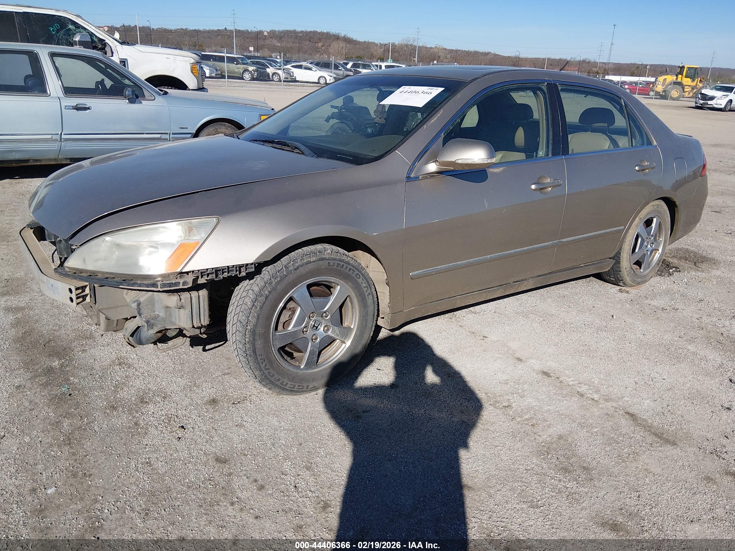 HONDA ACCORD image 2