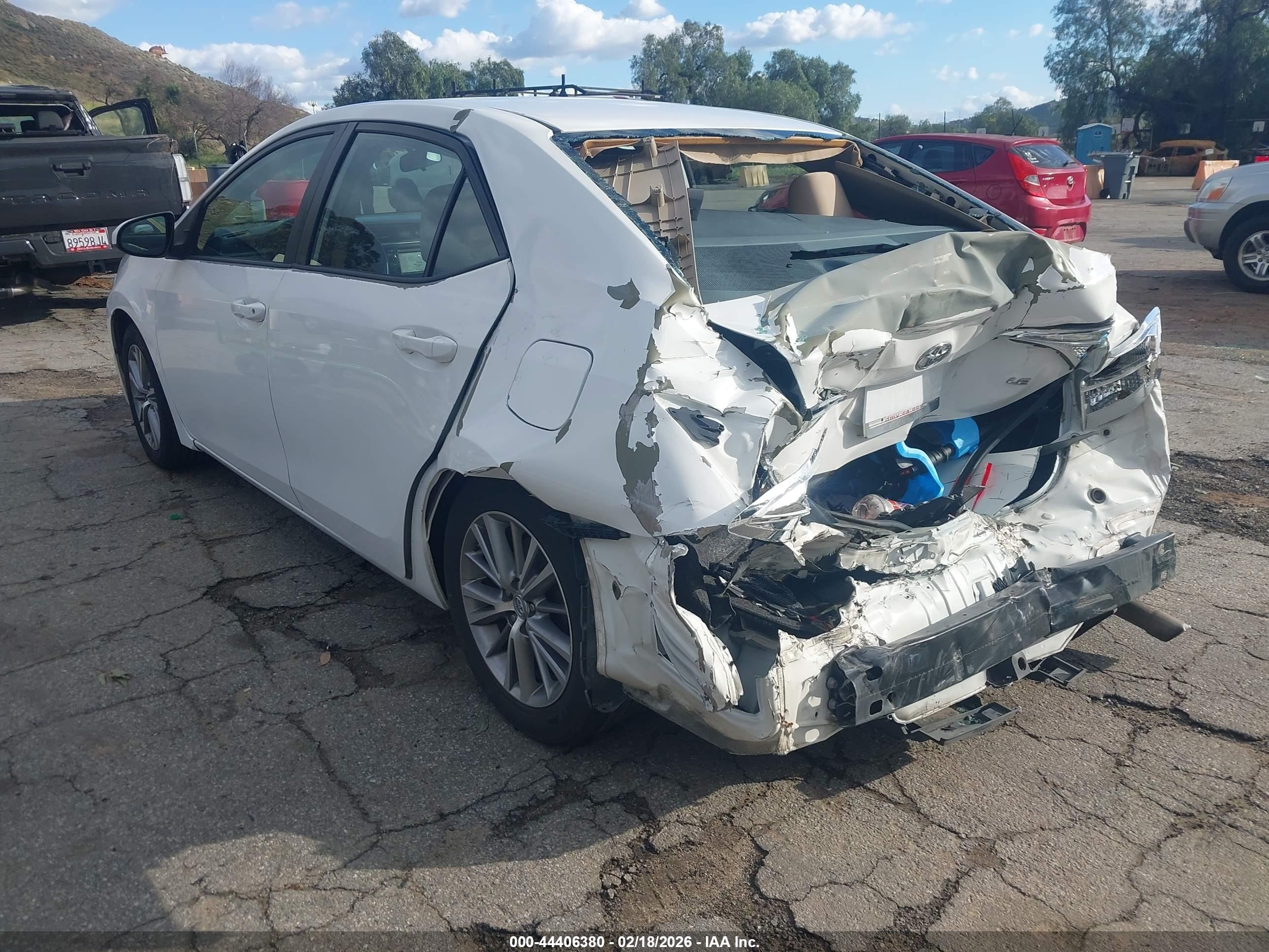 TOYOTA COROLLA image 3