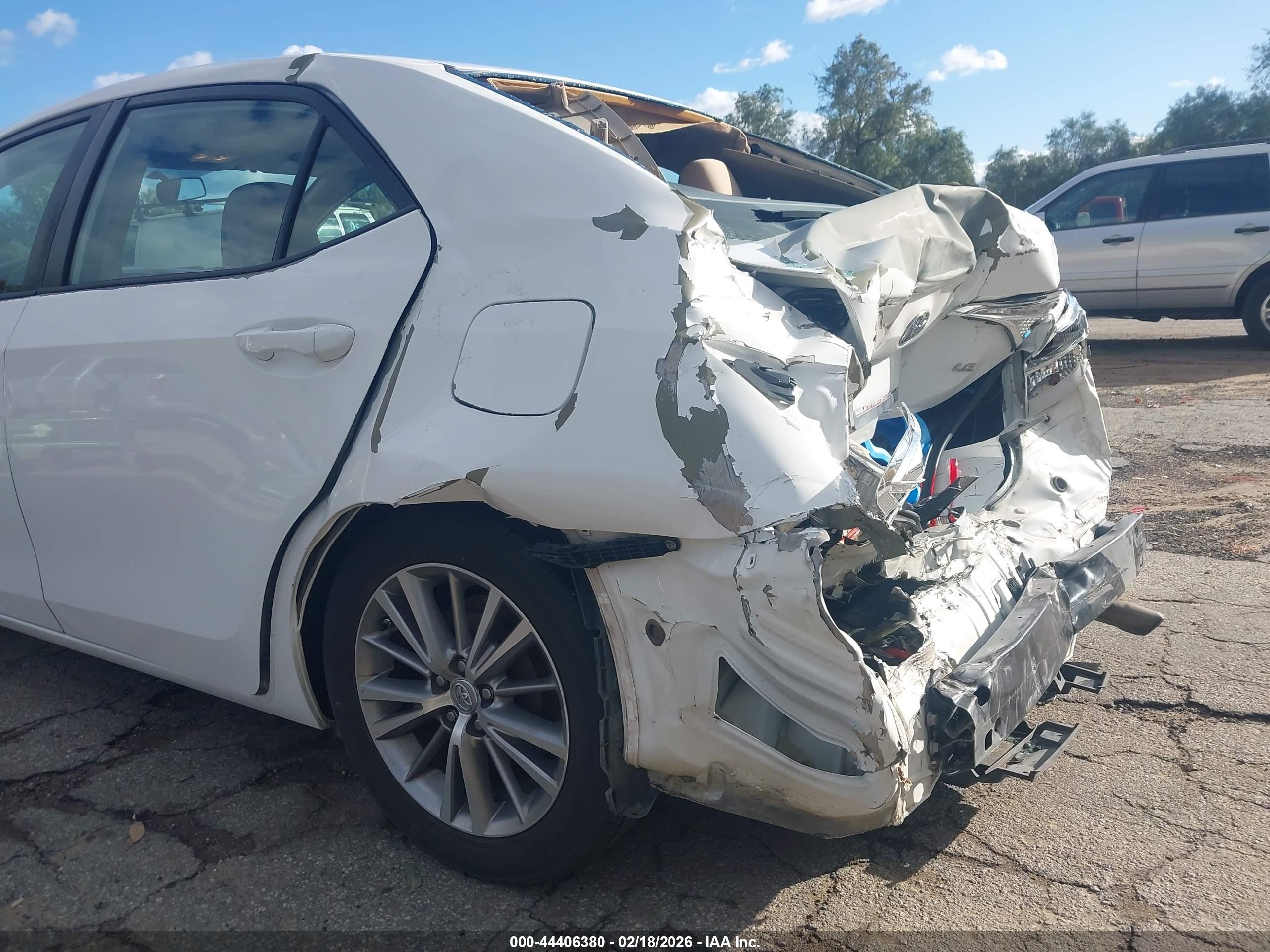 TOYOTA COROLLA image 6