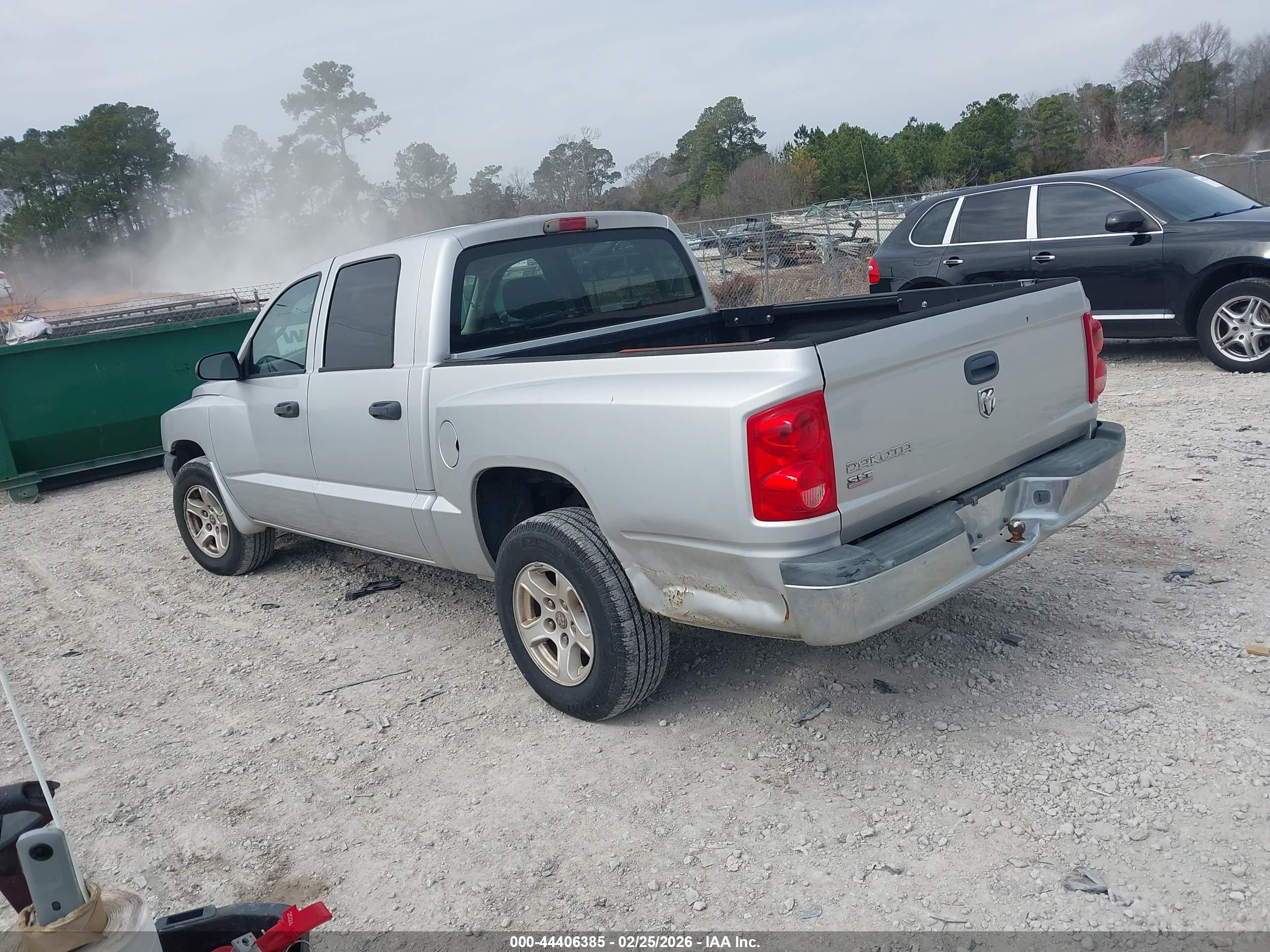 DODGE DAKOTA image 3