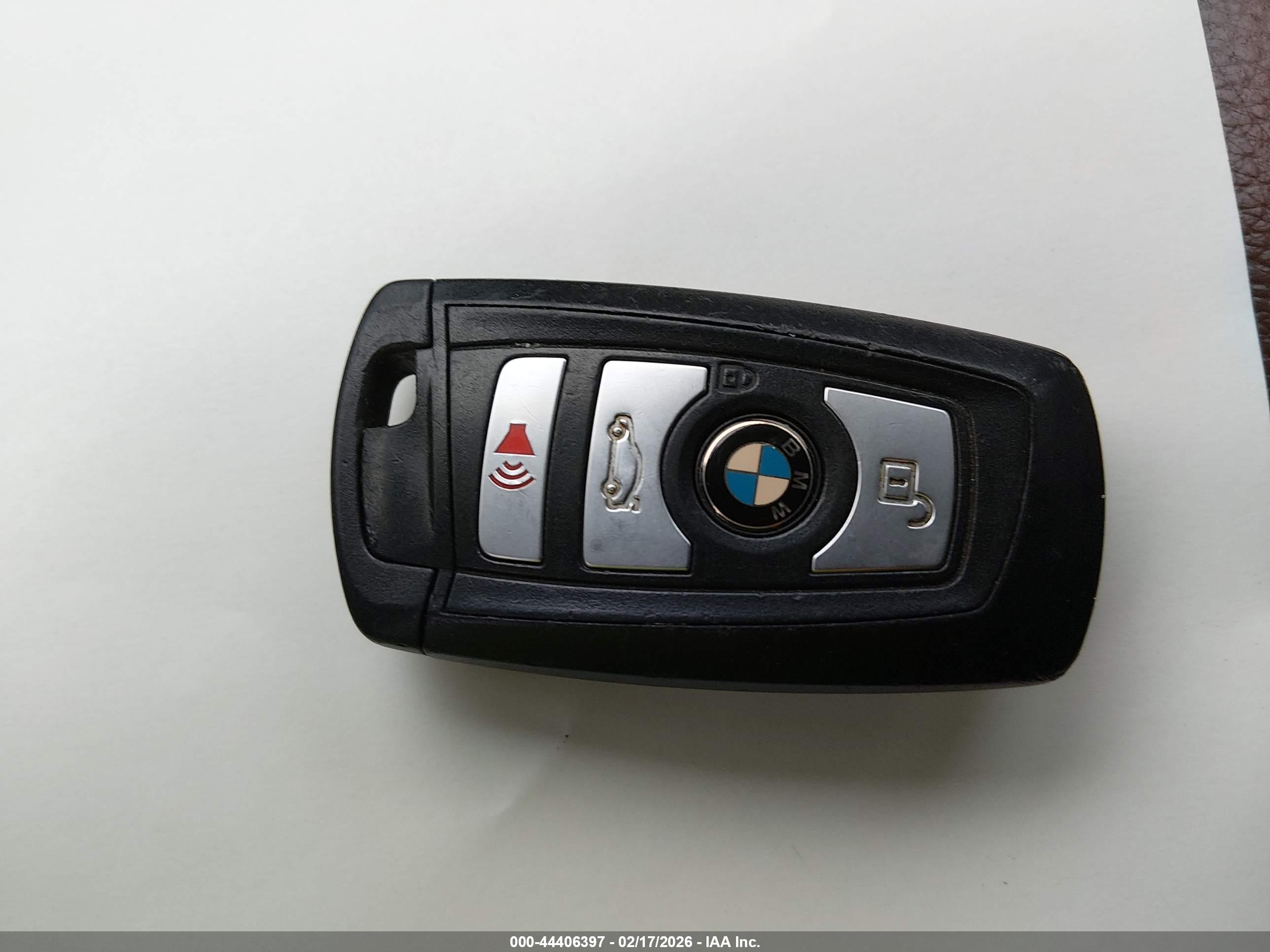 BMW 528I image 11