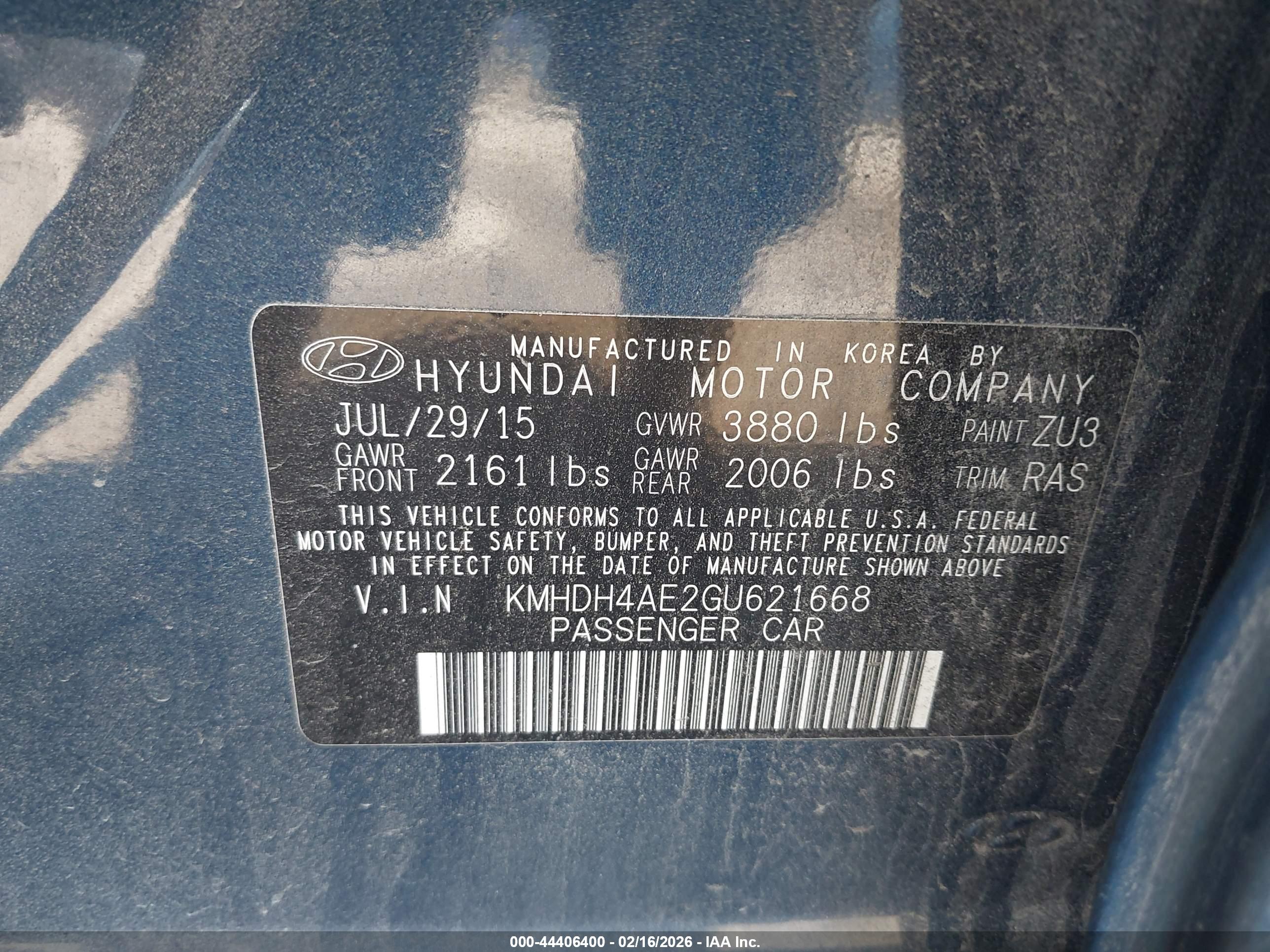 HYUNDAI ELANTRA image 9