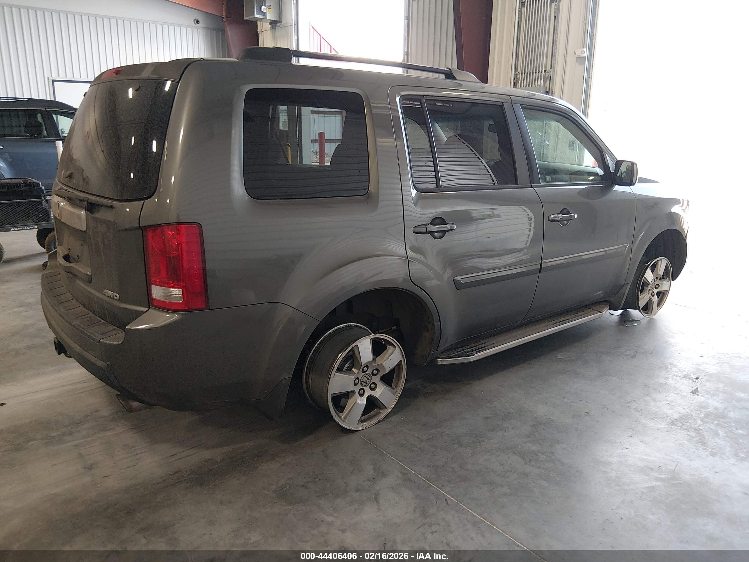 HONDA PILOT image 4