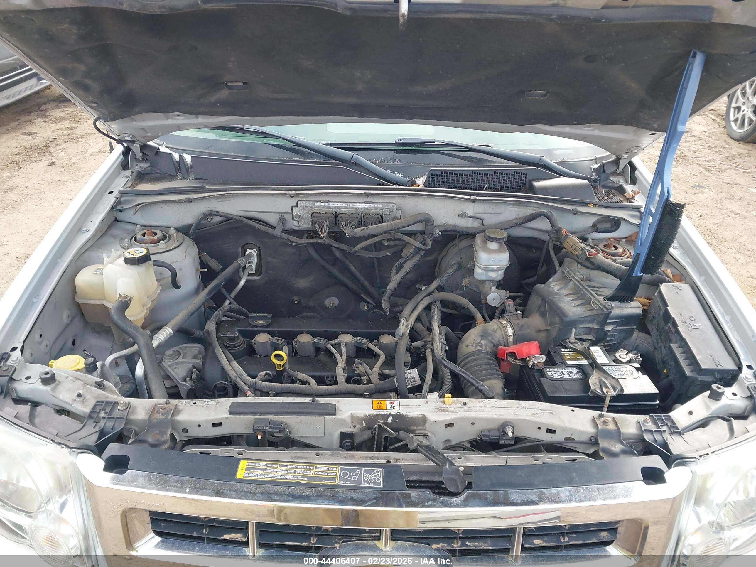FORD ESCAPE image 10