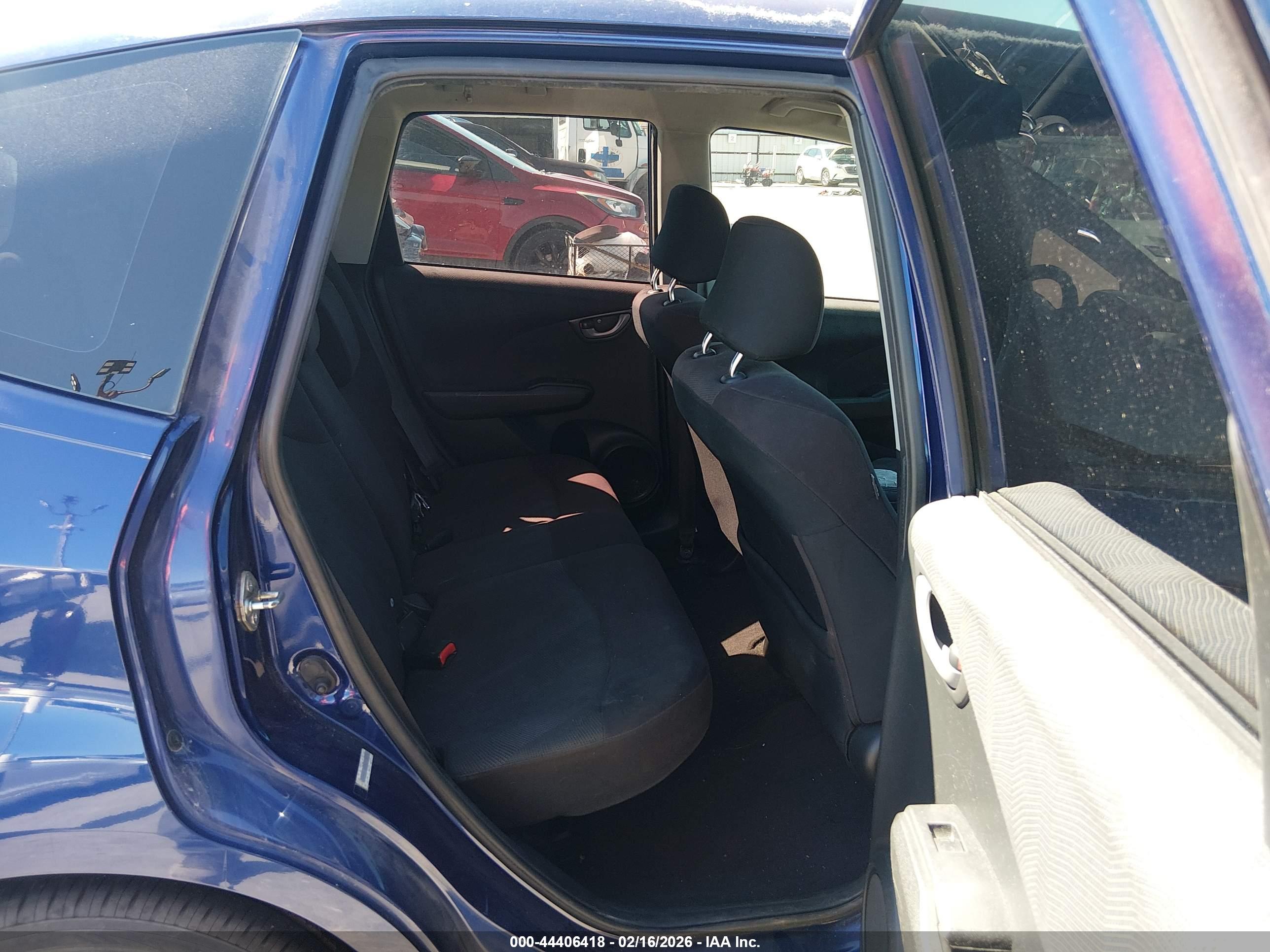 HONDA FIT image 8
