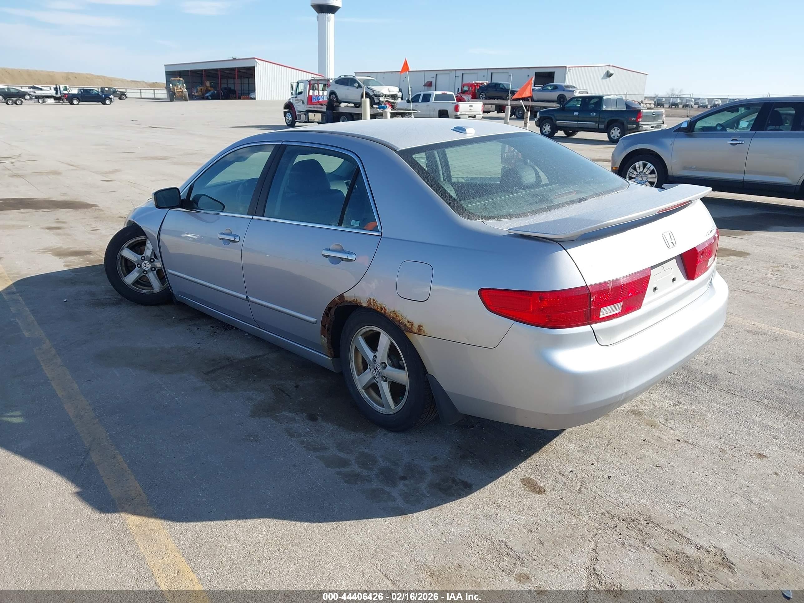 HONDA ACCORD image 3