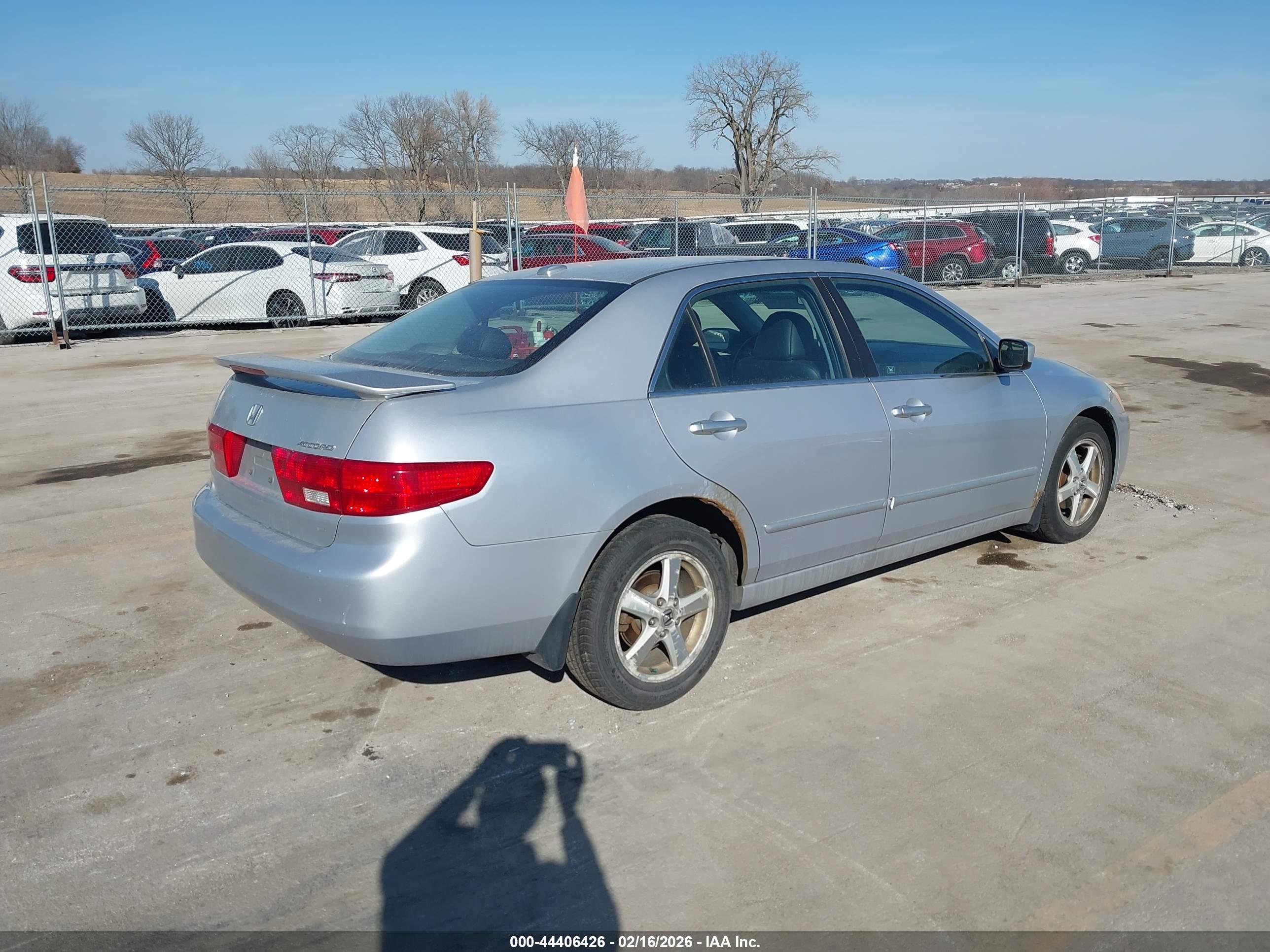 HONDA ACCORD image 4
