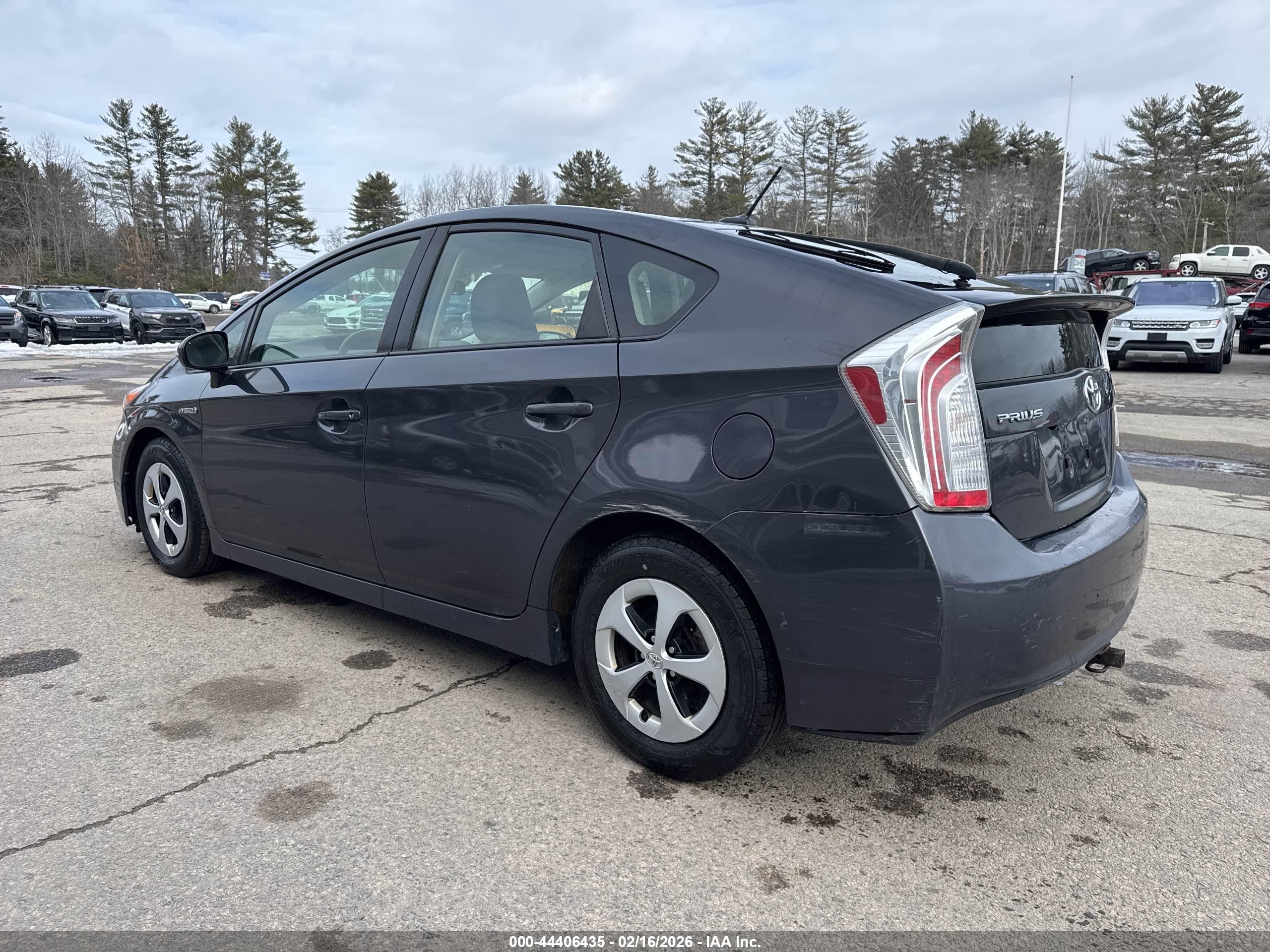 TOYOTA PRIUS image 3