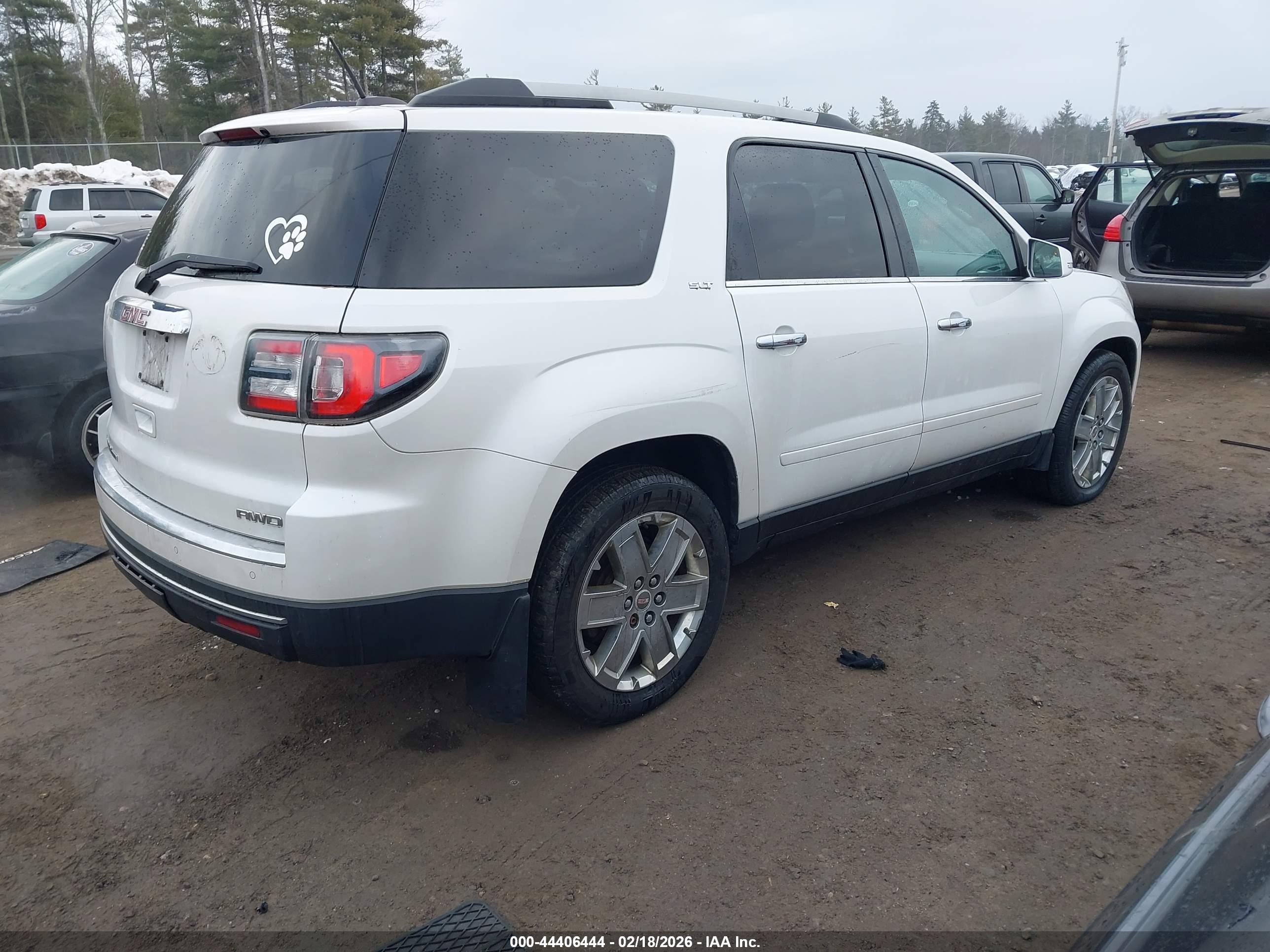 GMC ACADIA image 4