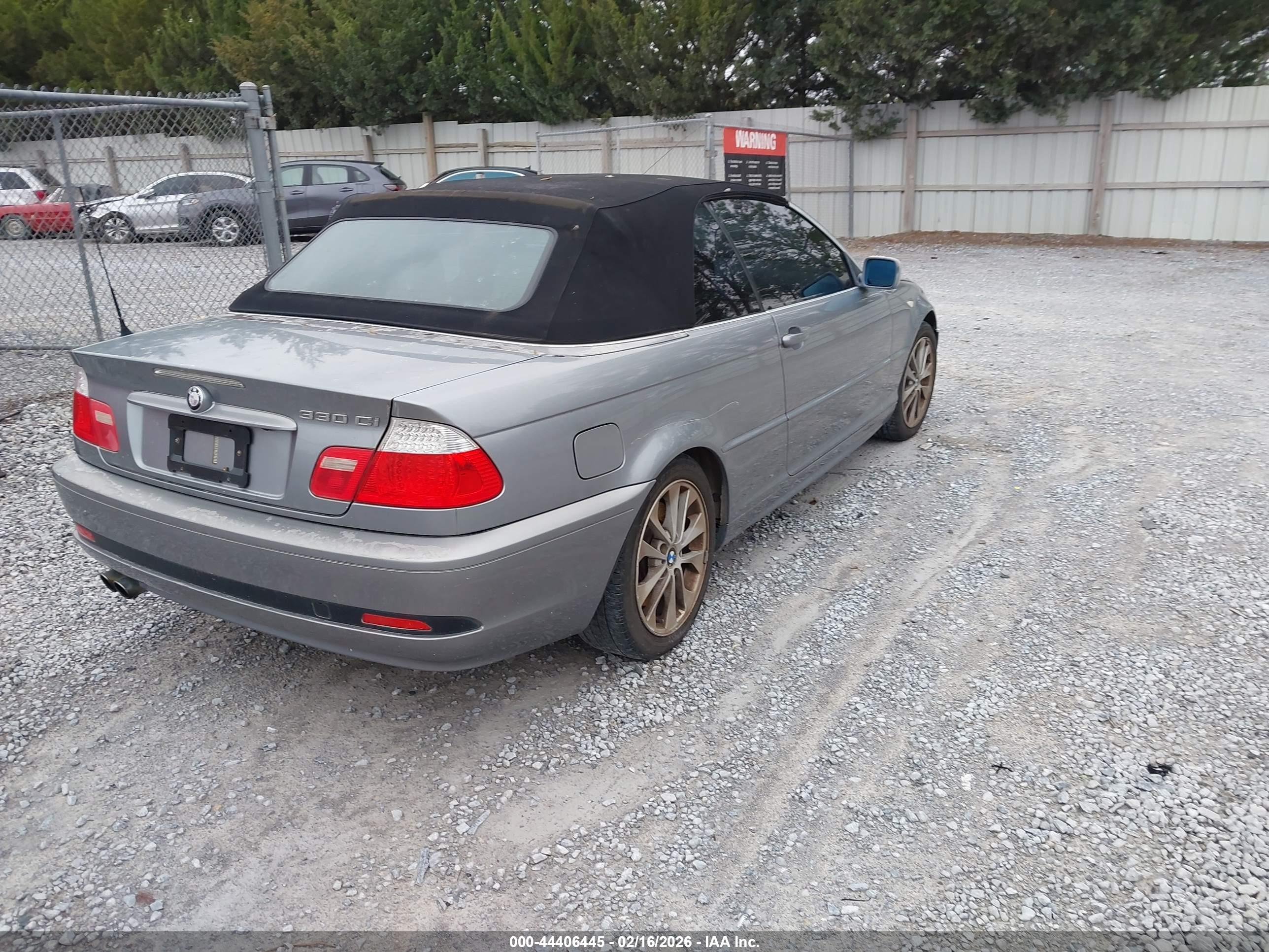 BMW 330CI image 4