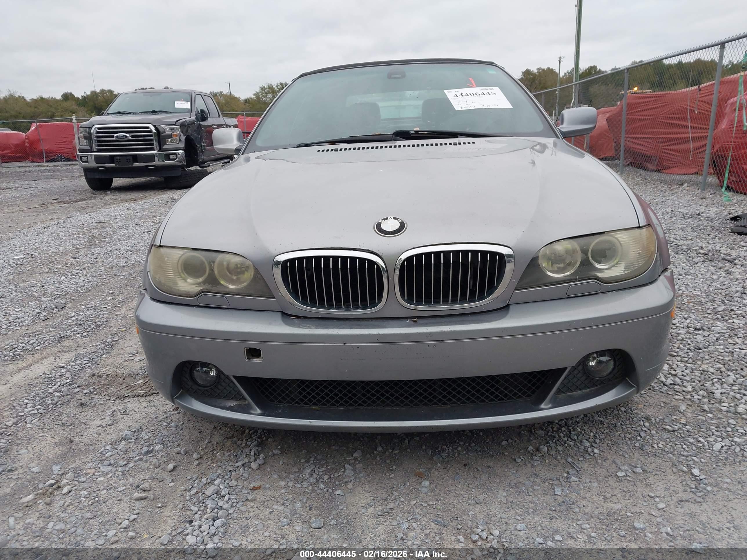 BMW 330CI image 6