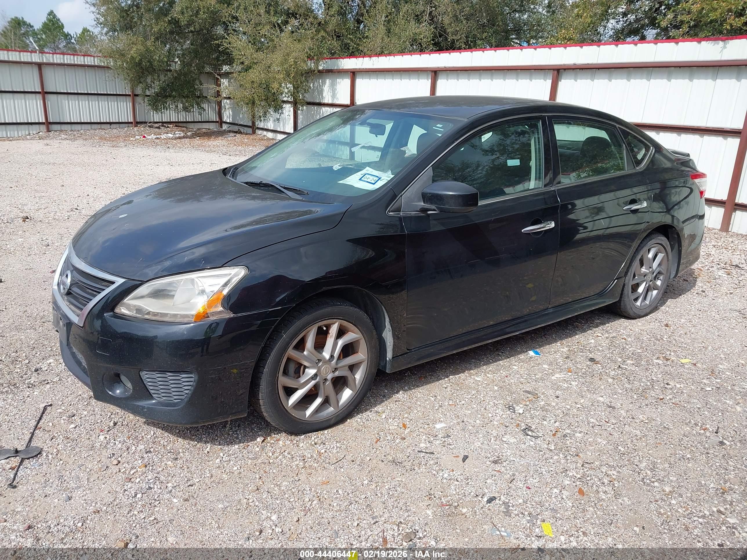NISSAN SENTRA image 2
