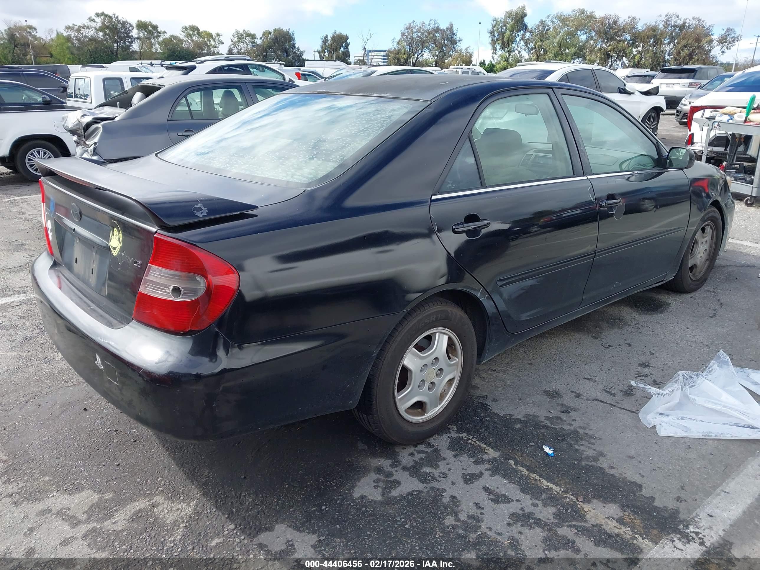 TOYOTA CAMRY image 4