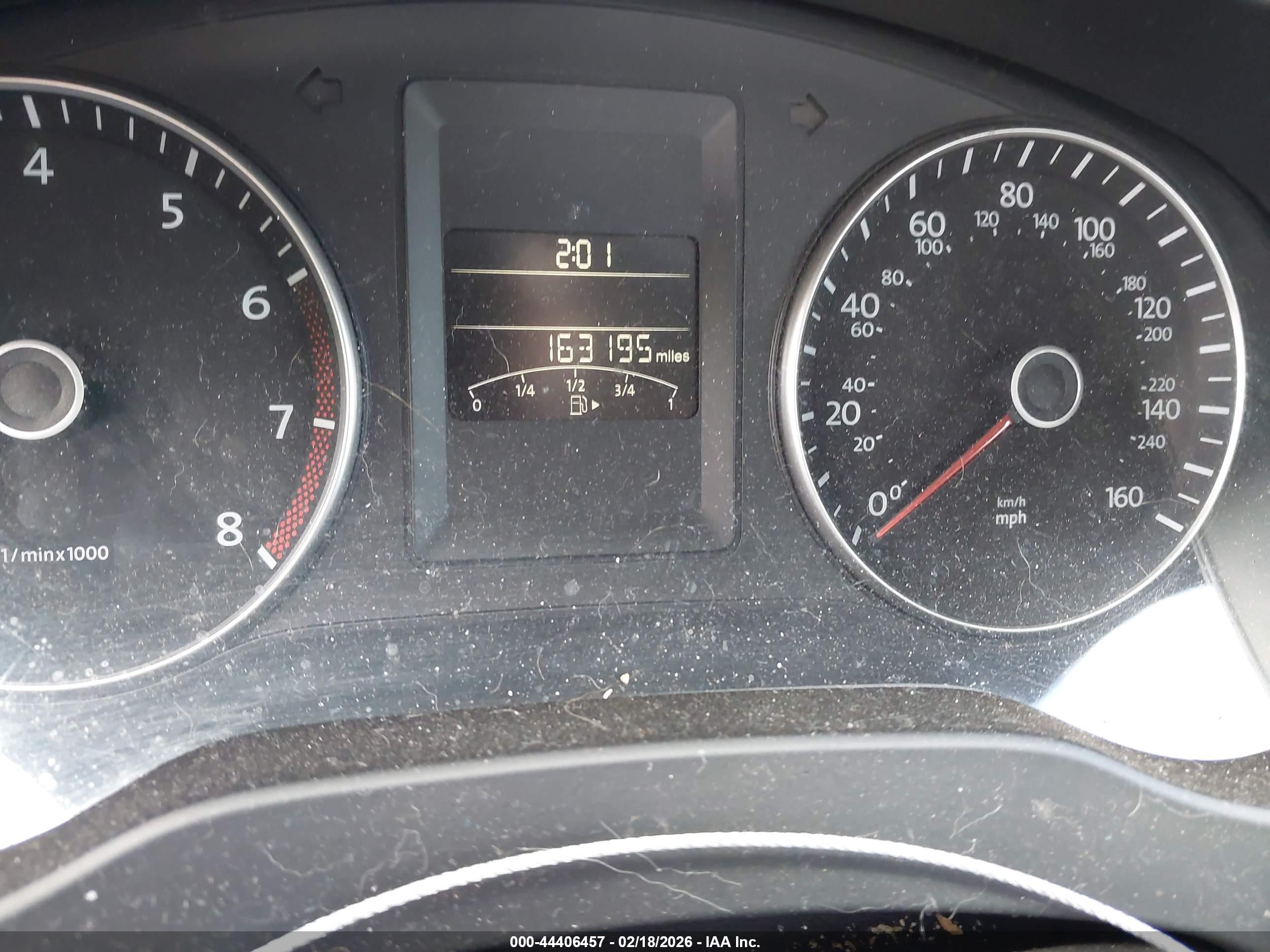 VOLKSWAGEN JETTA image 7