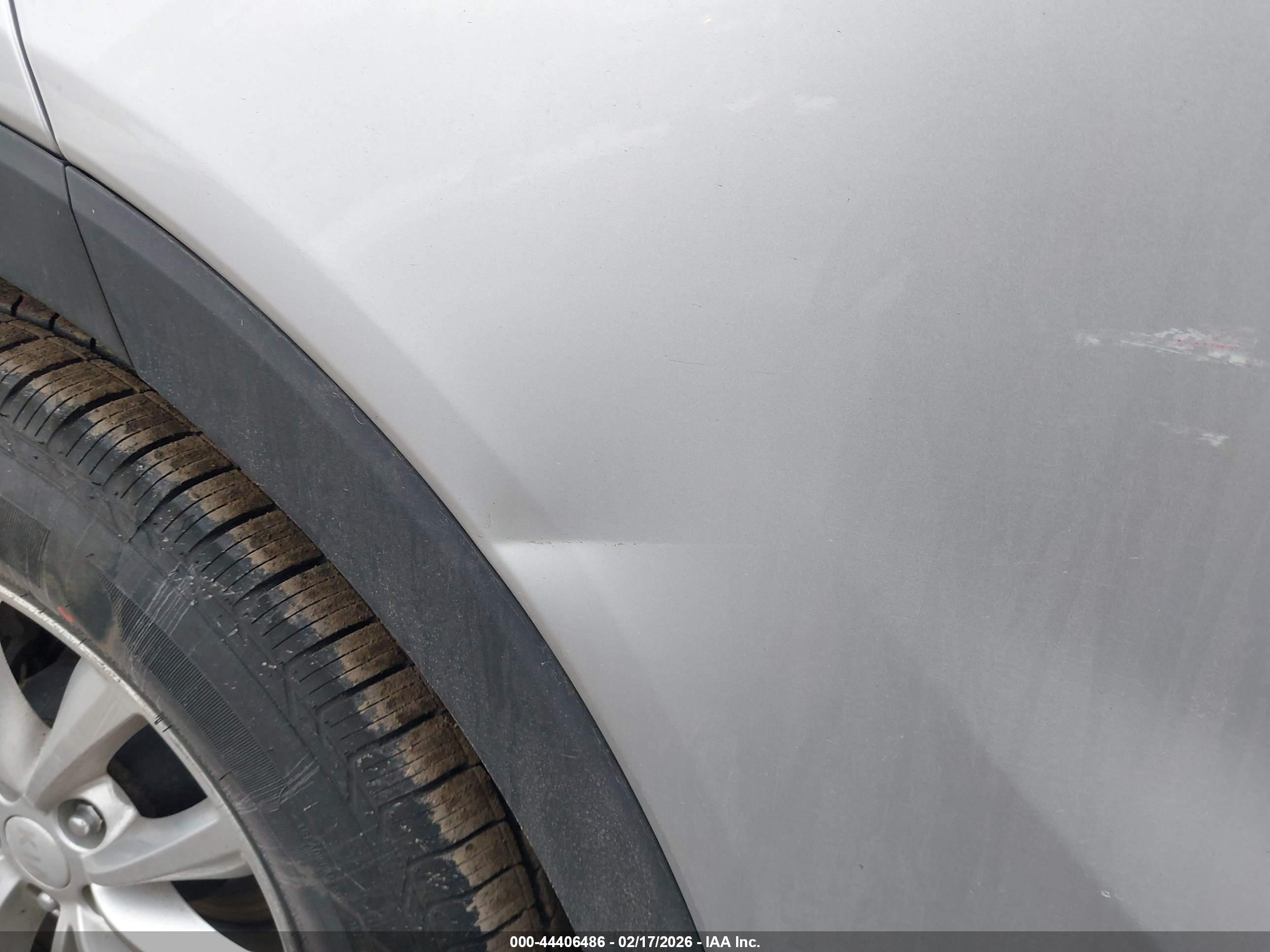 KIA SORENTO image 6