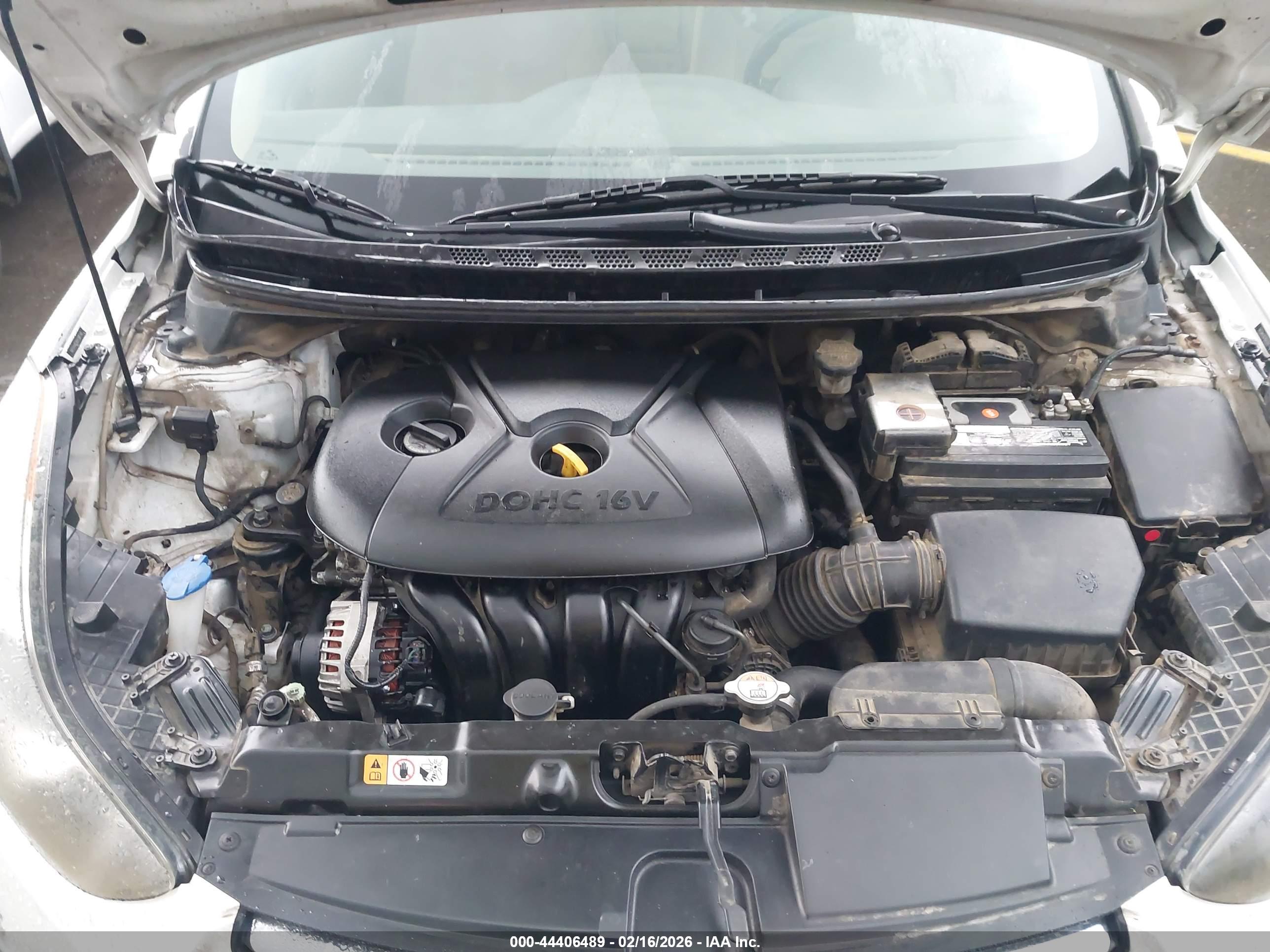 HYUNDAI ELANTRA image 10