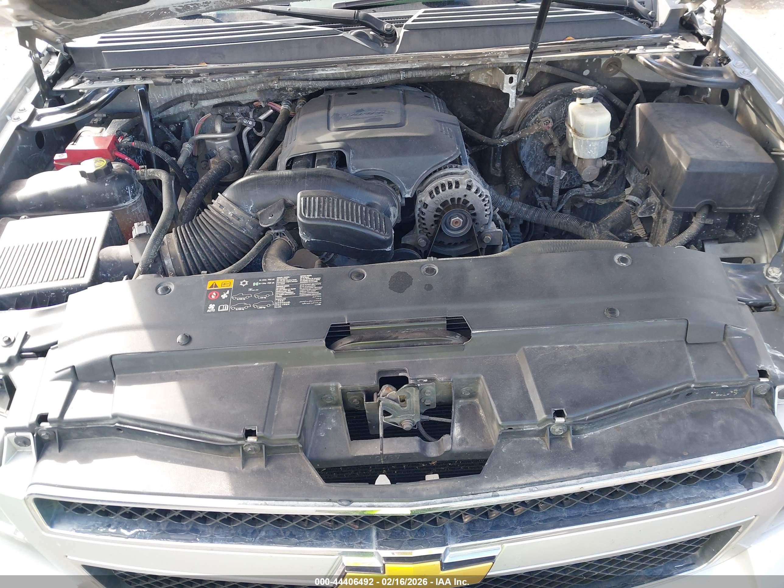 CHEVROLET TAHOE image 10