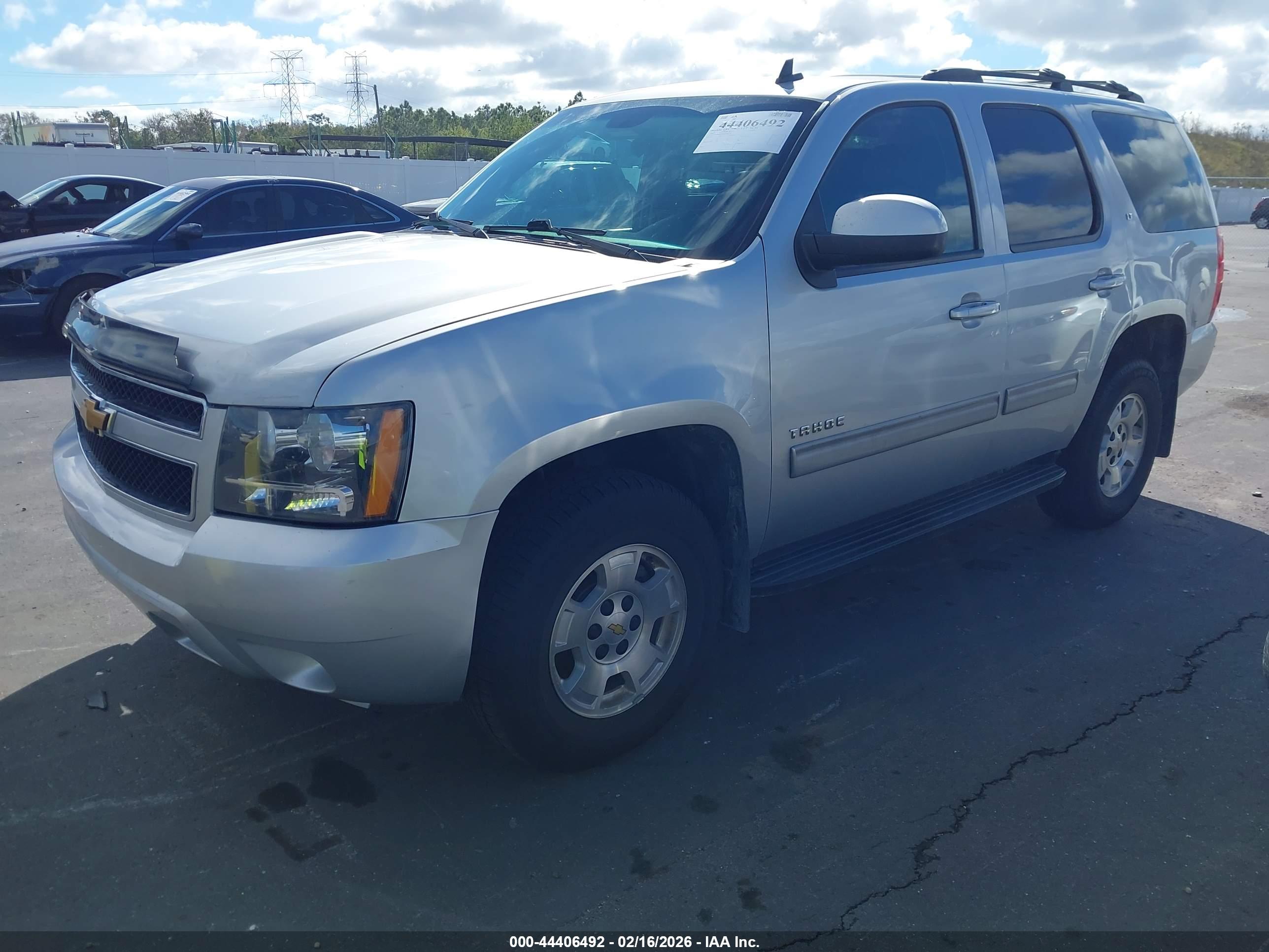 CHEVROLET TAHOE image 2