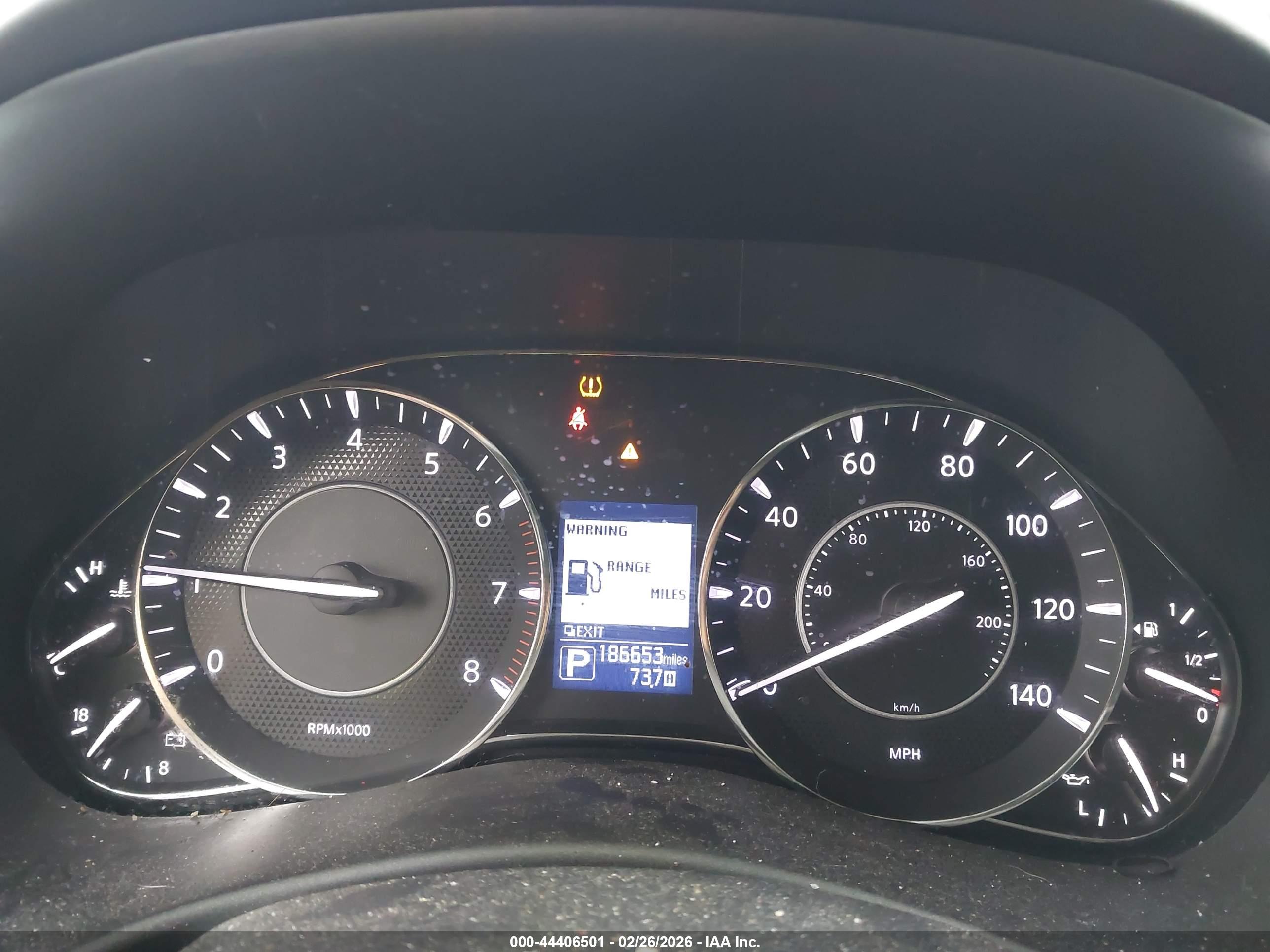 NISSAN ARMADA image 7