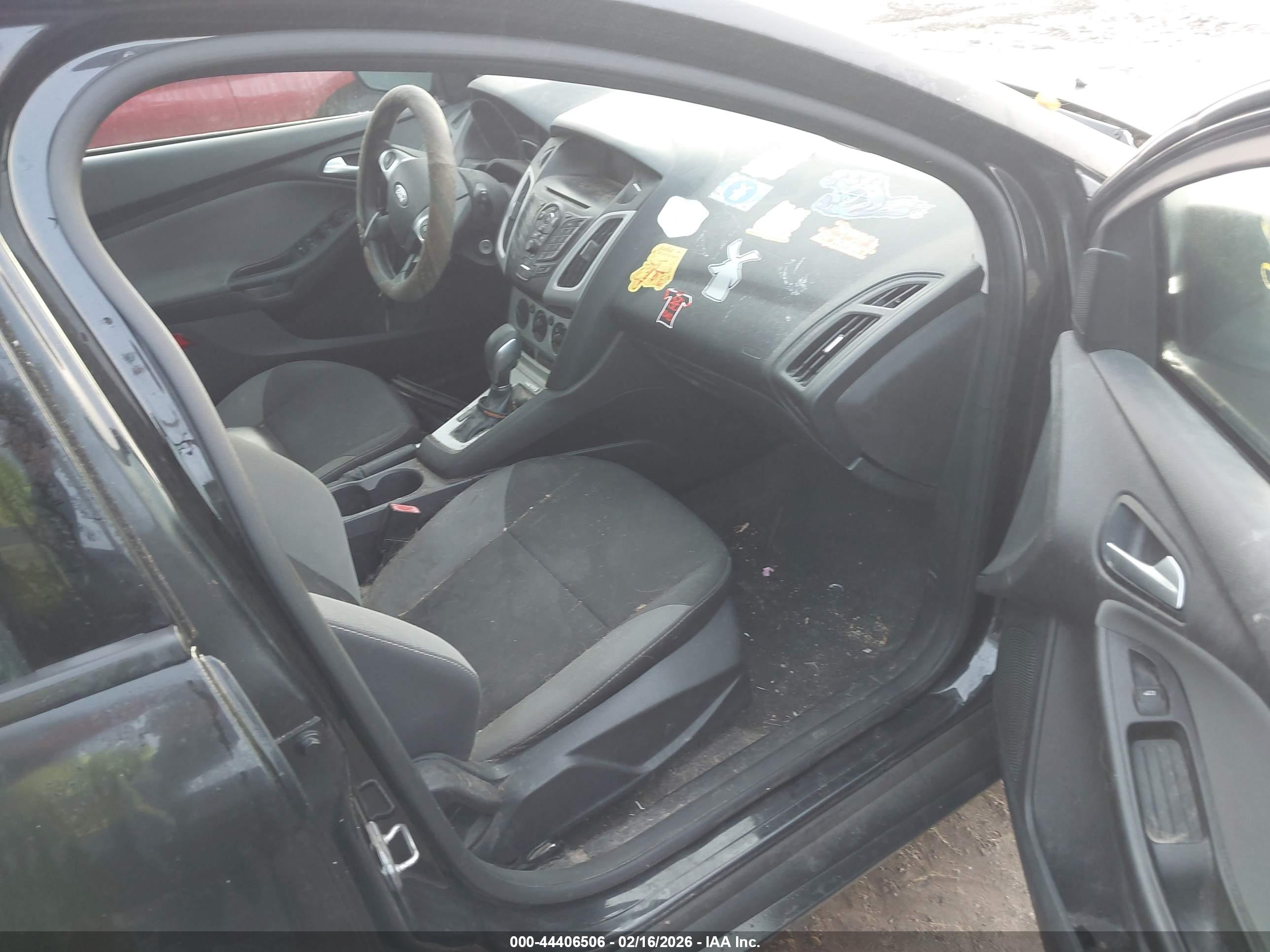 FORD FOCUS image 5