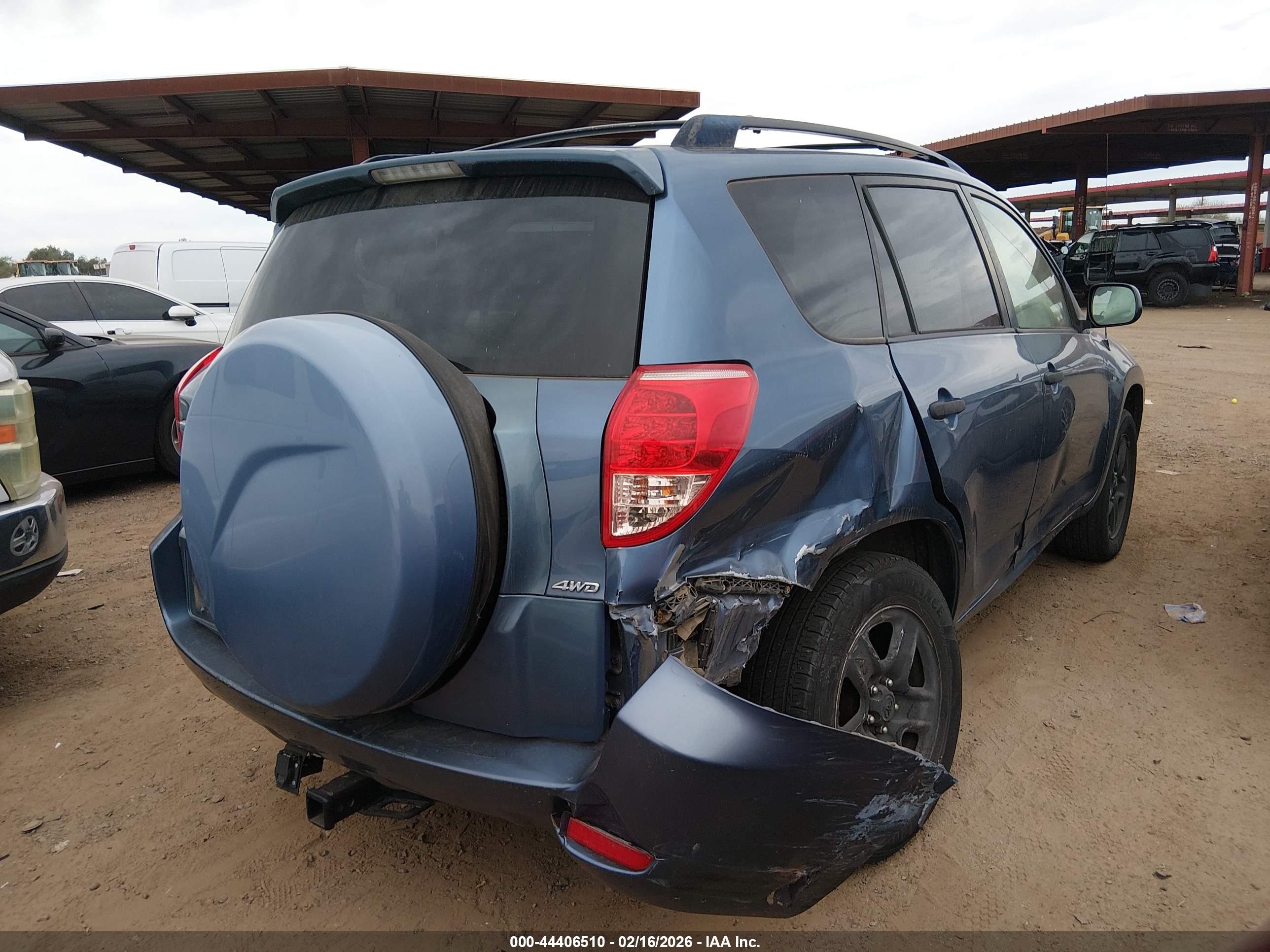 TOYOTA RAV4 image 6