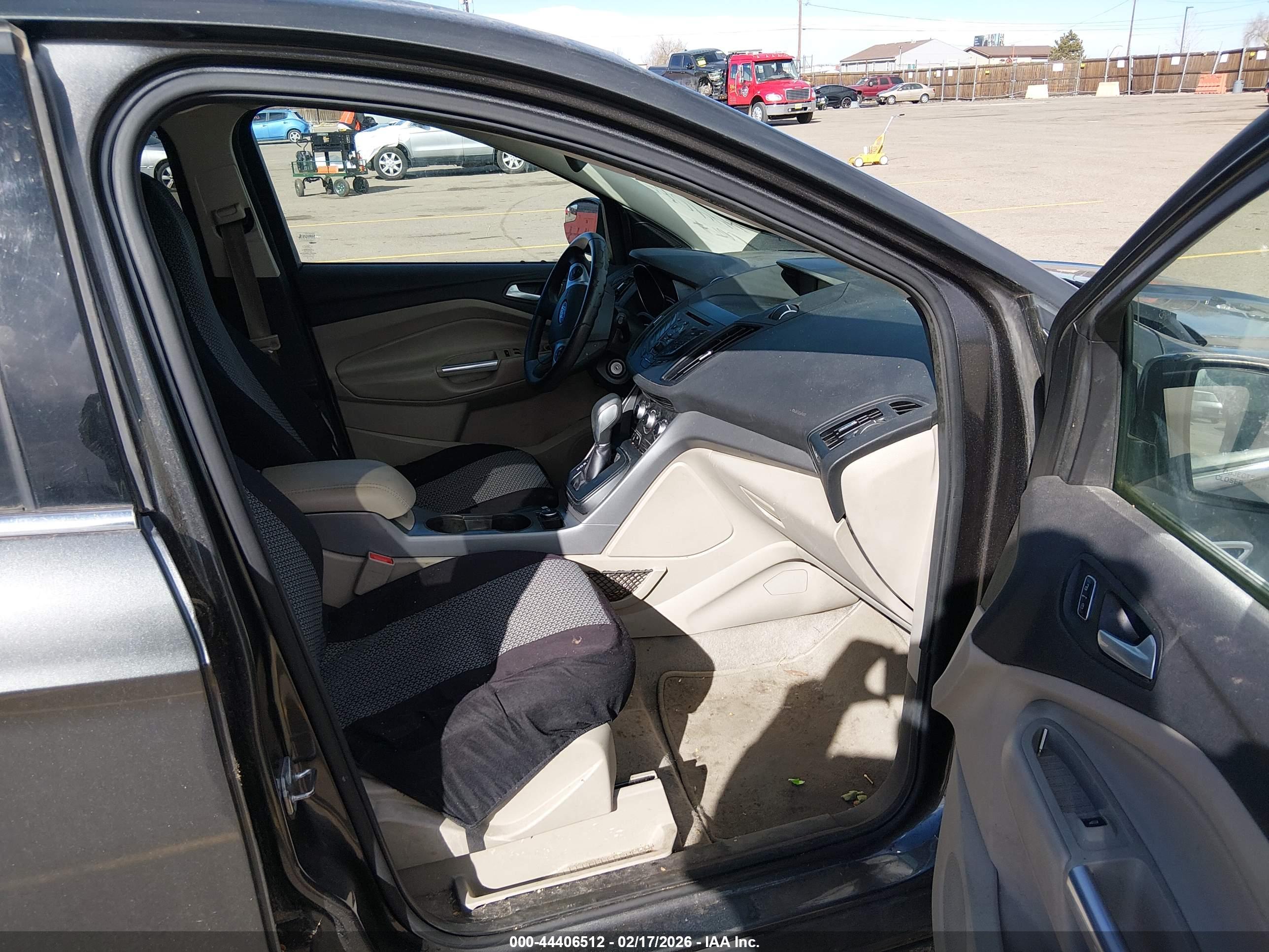 FORD ESCAPE image 5
