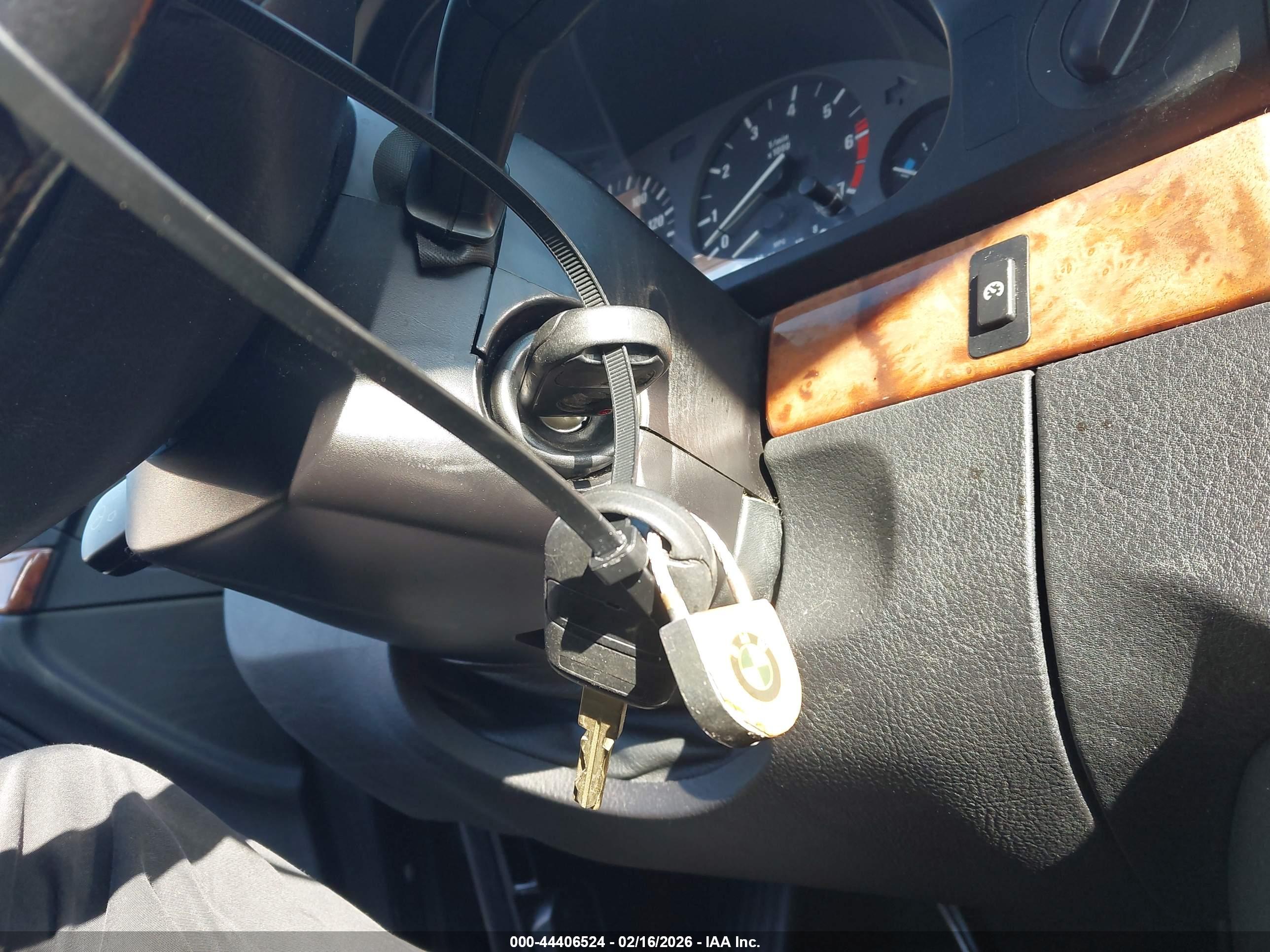 BMW 540IA image 11